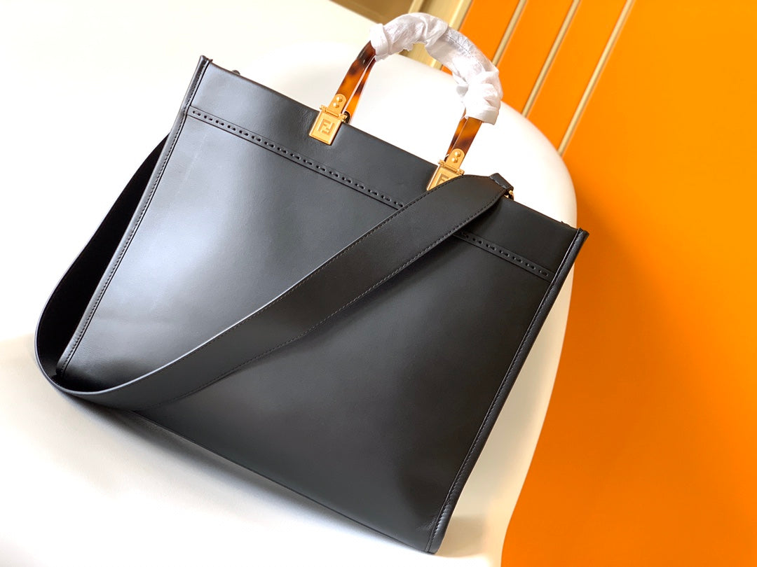 Fend Sunshine Medium Bag 35 Black Leather mysite
