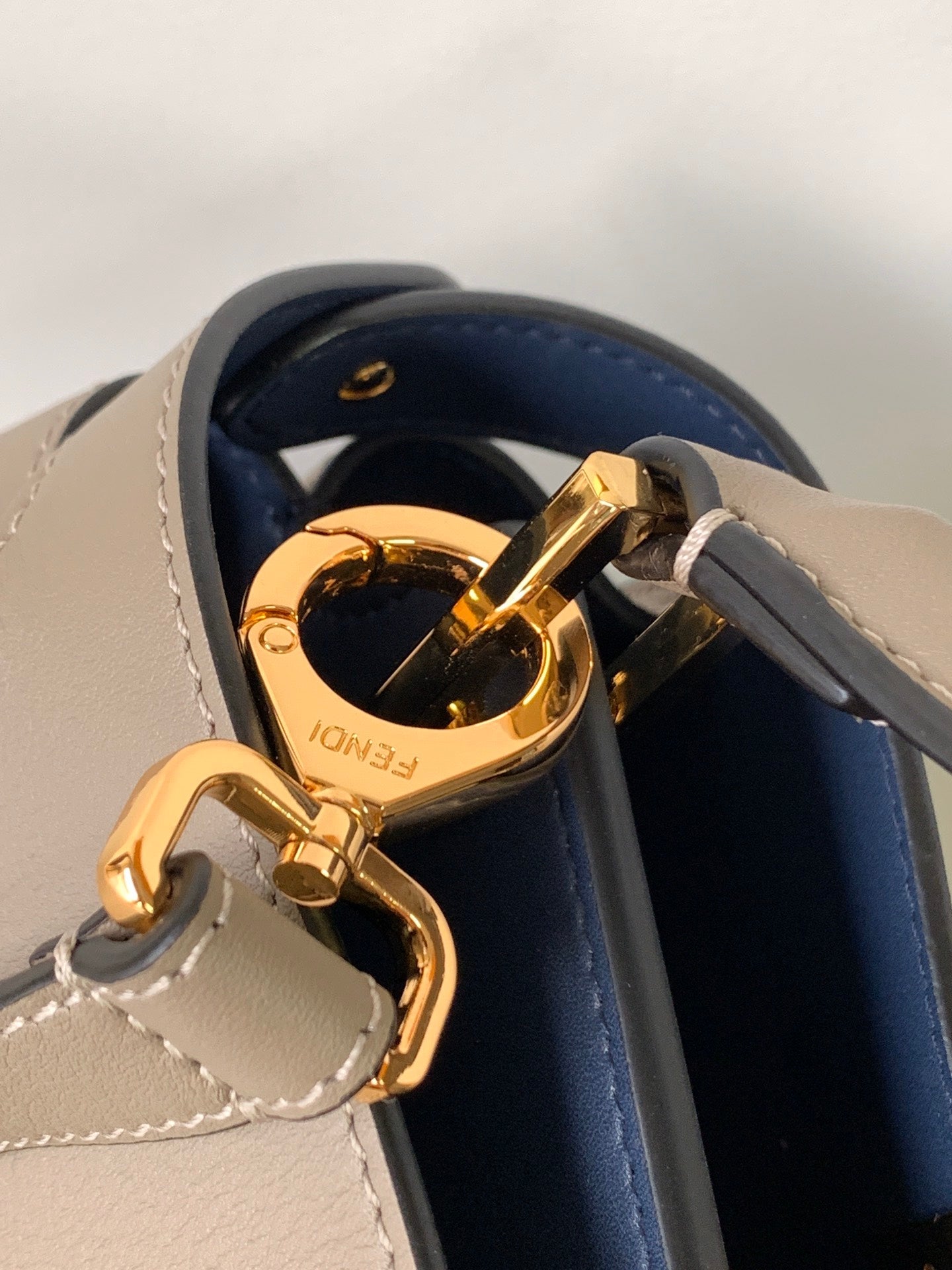 Peekaboo ISeeU Small 27cm Bag brown lambskin gold hardware mysite