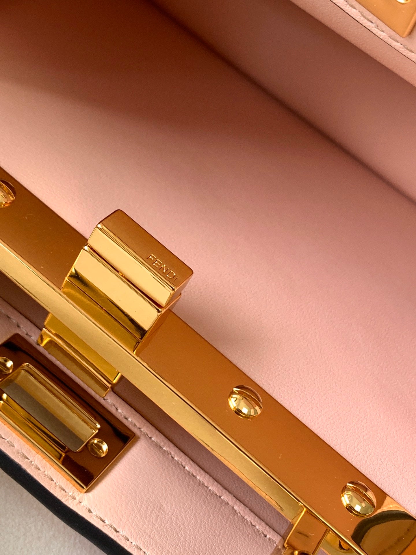 Peekaboo ISeeU Petite 20 Bag Pink Lambskin Ghw mysite