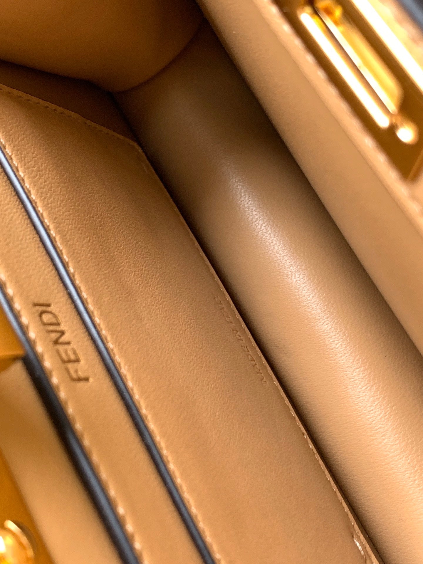 Peekaboo ISeeU Petite 20 Bag Light Brown Lambskin Ghw mysite