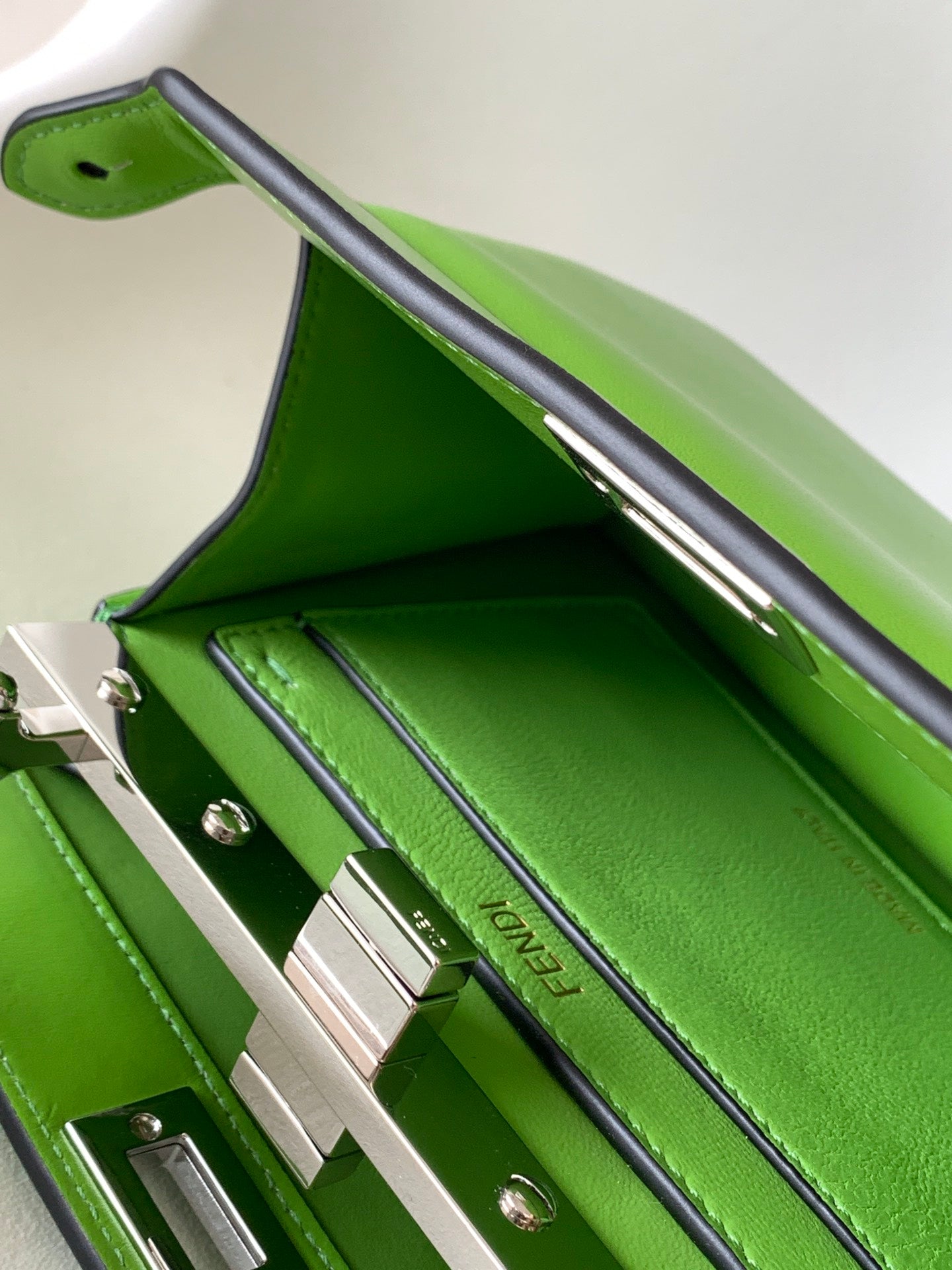 Peekaboo ISeeU Petite 20 Bag Green Lambskin Shw mysite