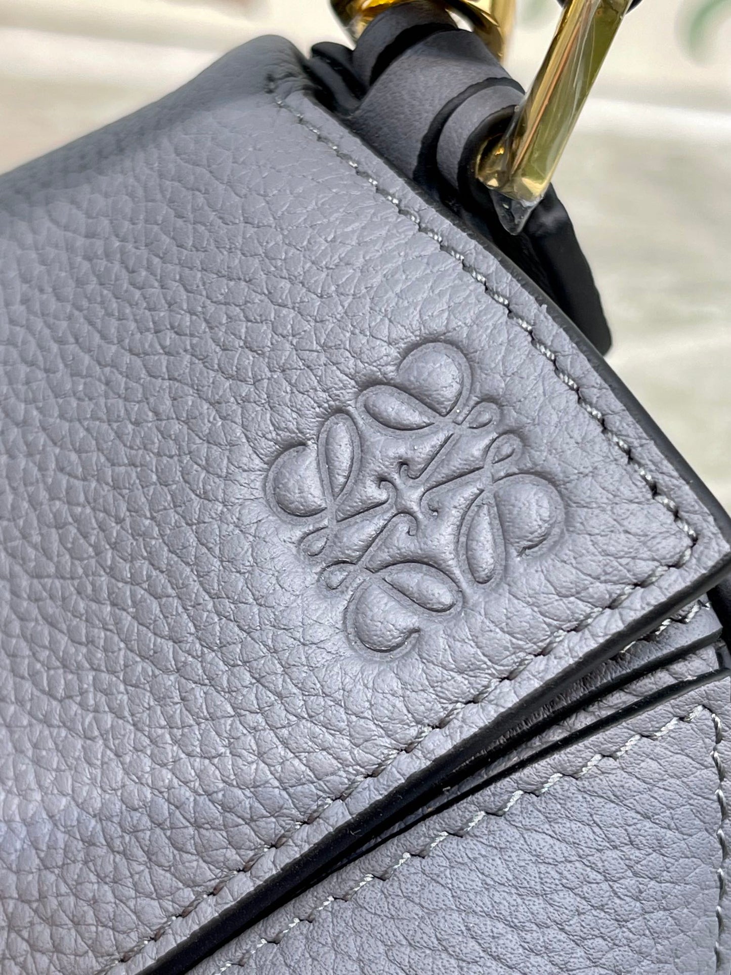 LOE MINI 18 PUZZLE BAG IN GREY CALFSKIN mysite