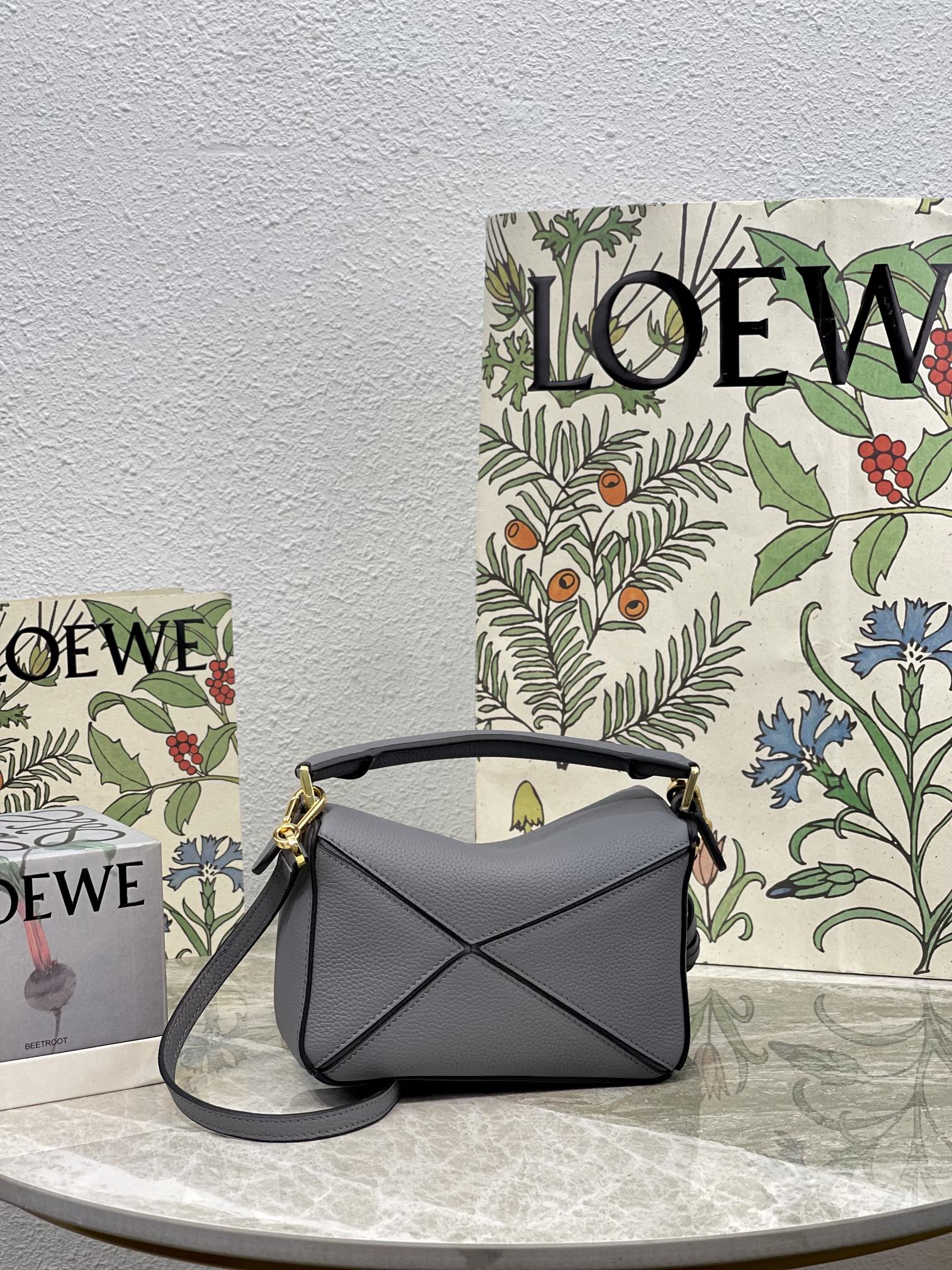 LOE MINI 18 PUZZLE BAG IN GREY CALFSKIN mysite
