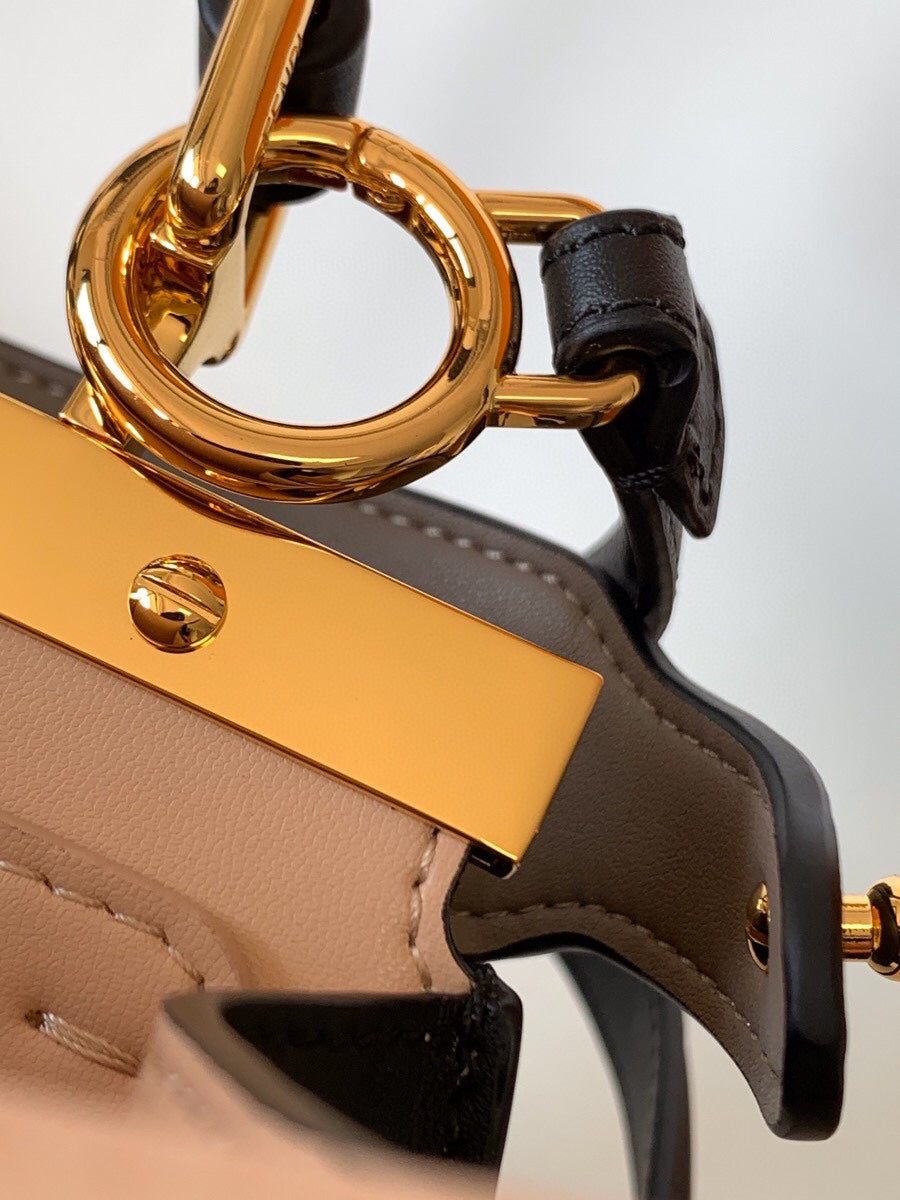 Peekaboo ISeeU Small 27cm Bag black lambskin gold hardware mysite