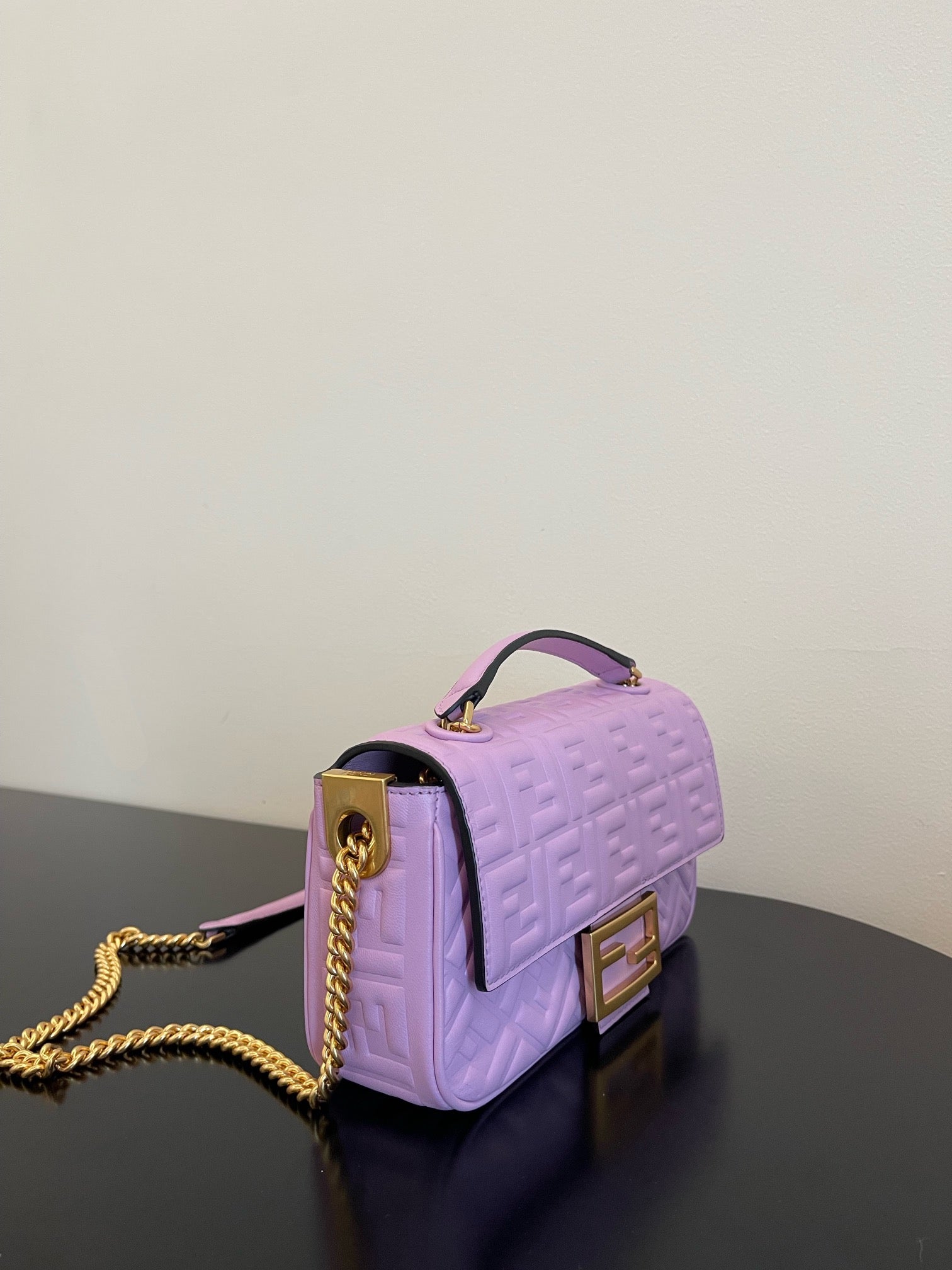 Fend Baguette 24 Bag With FF Motif Lavender Leather Ghw mysite