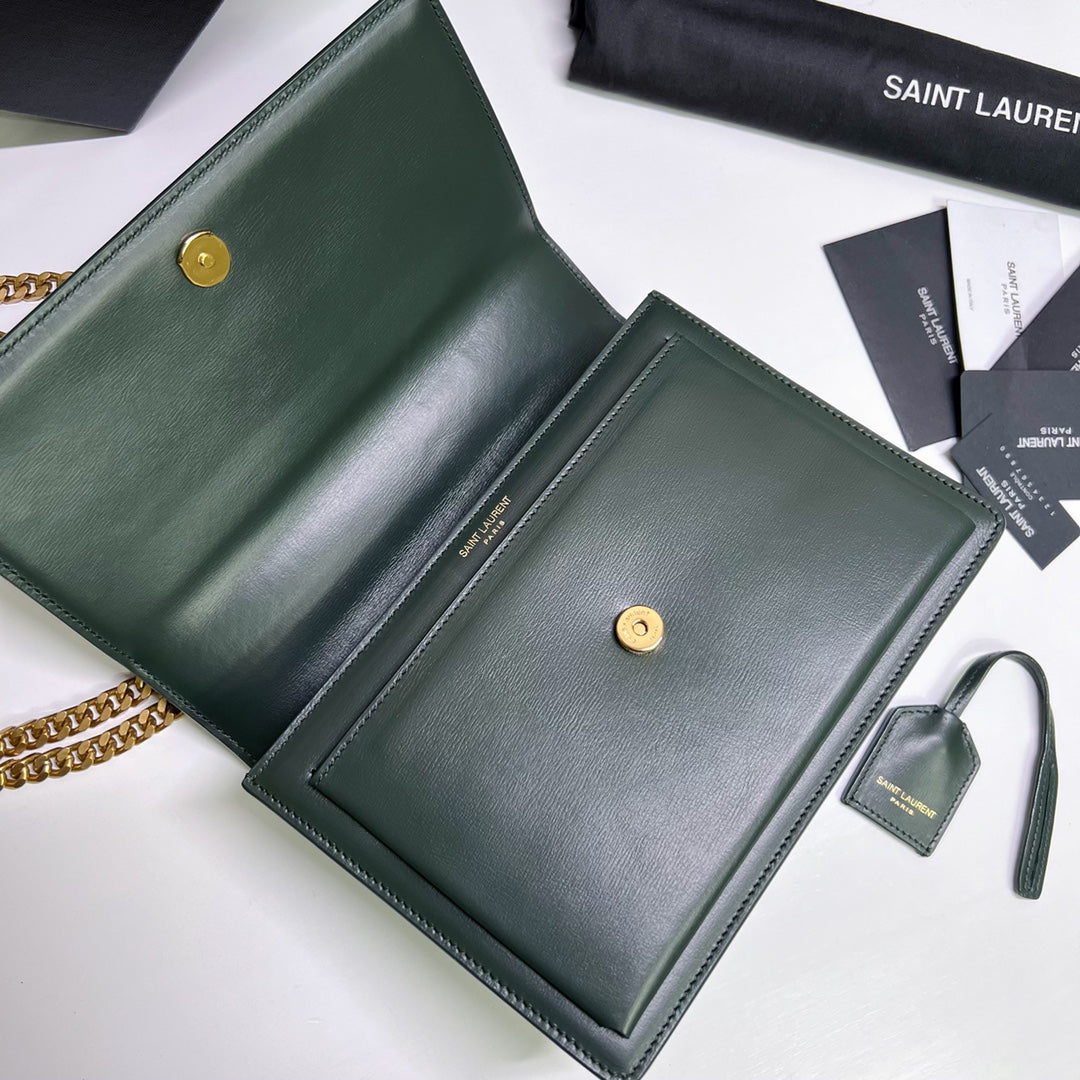 SUNSET MEDIUM 22 IN DARK GREEN CALFSKIN GOLD HARDWARE mysite