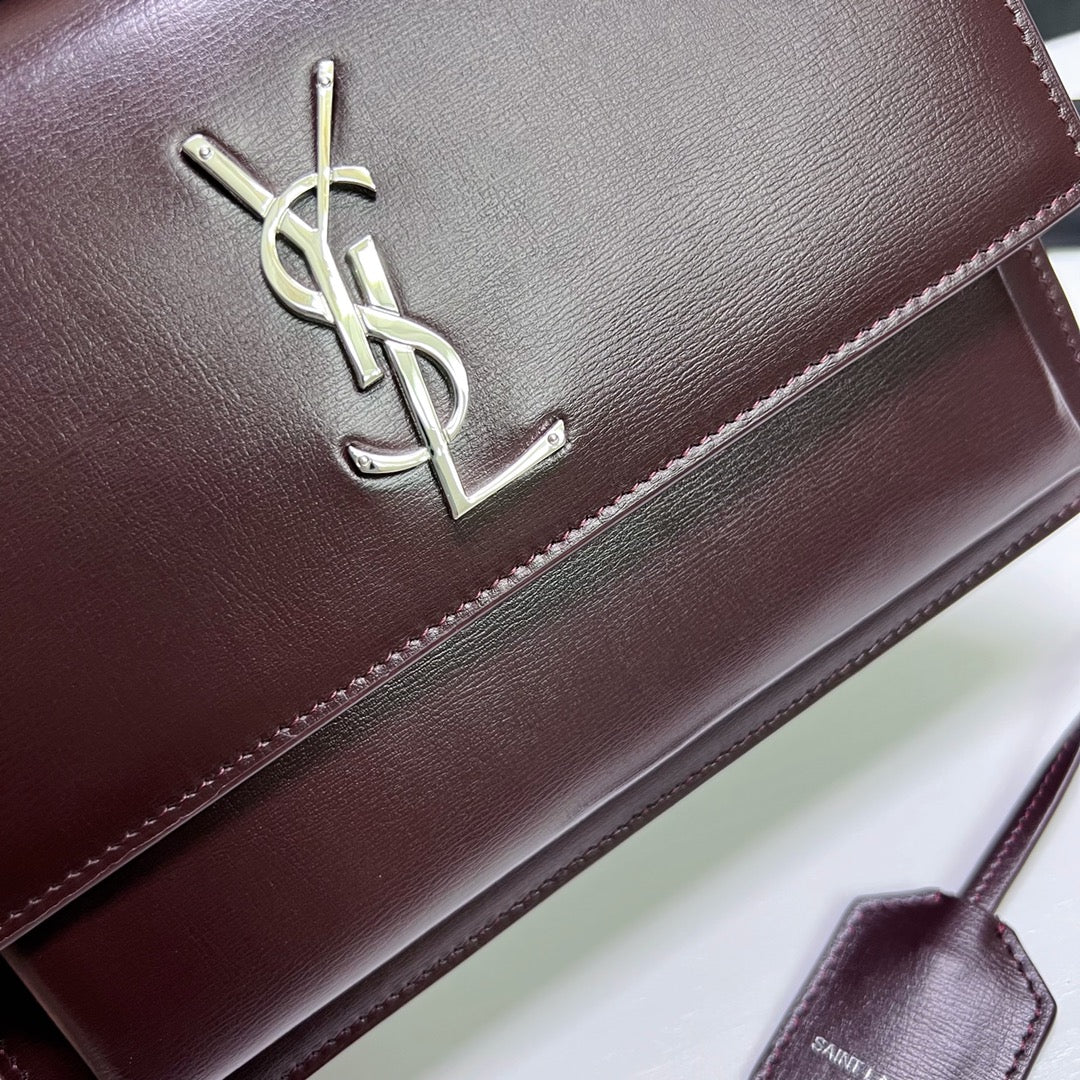 SUNSET MEDIUM 22 IN MAROON CALFSKIN SILVER HARDWARE mysite