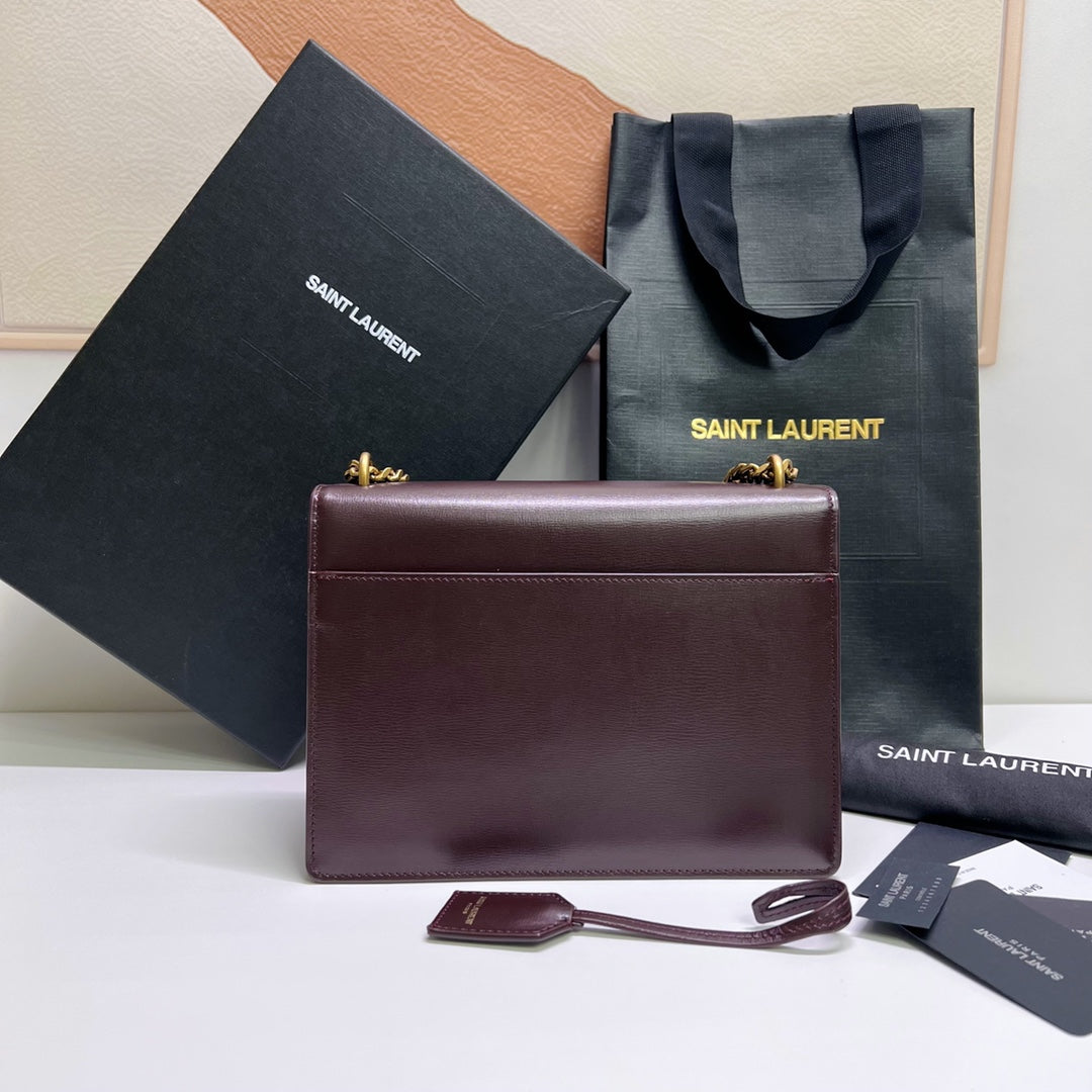 SUNSET MEDIUM 22 IN MAROON CALFSKIN GOLD HARDWARE mysite