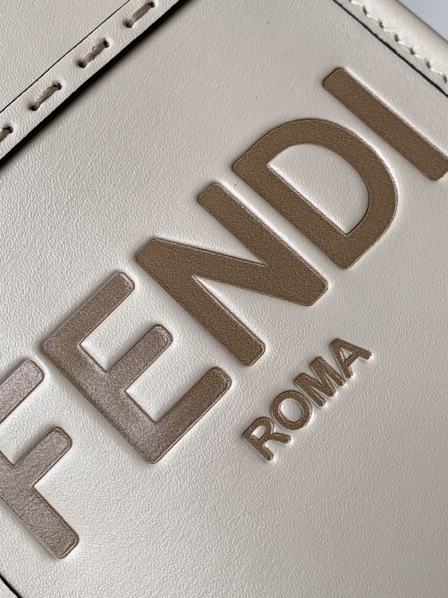 Fend Mini Sunshine Shopper Bag 18 White Leather mysite