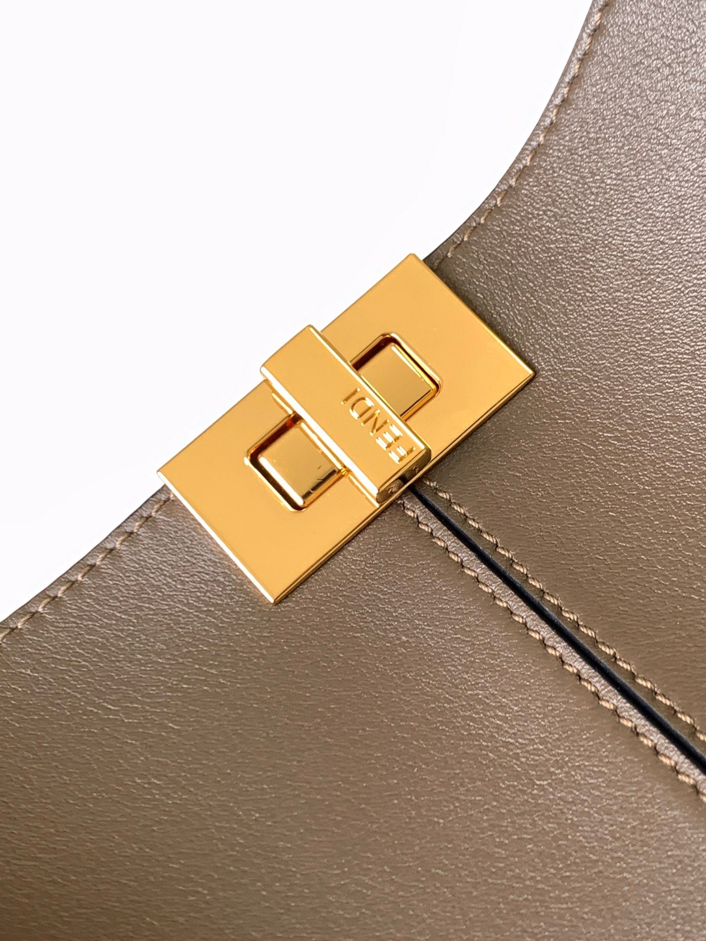 Peekaboo X-lite medium 30cm Bag brown lambskin gold hardware mysite