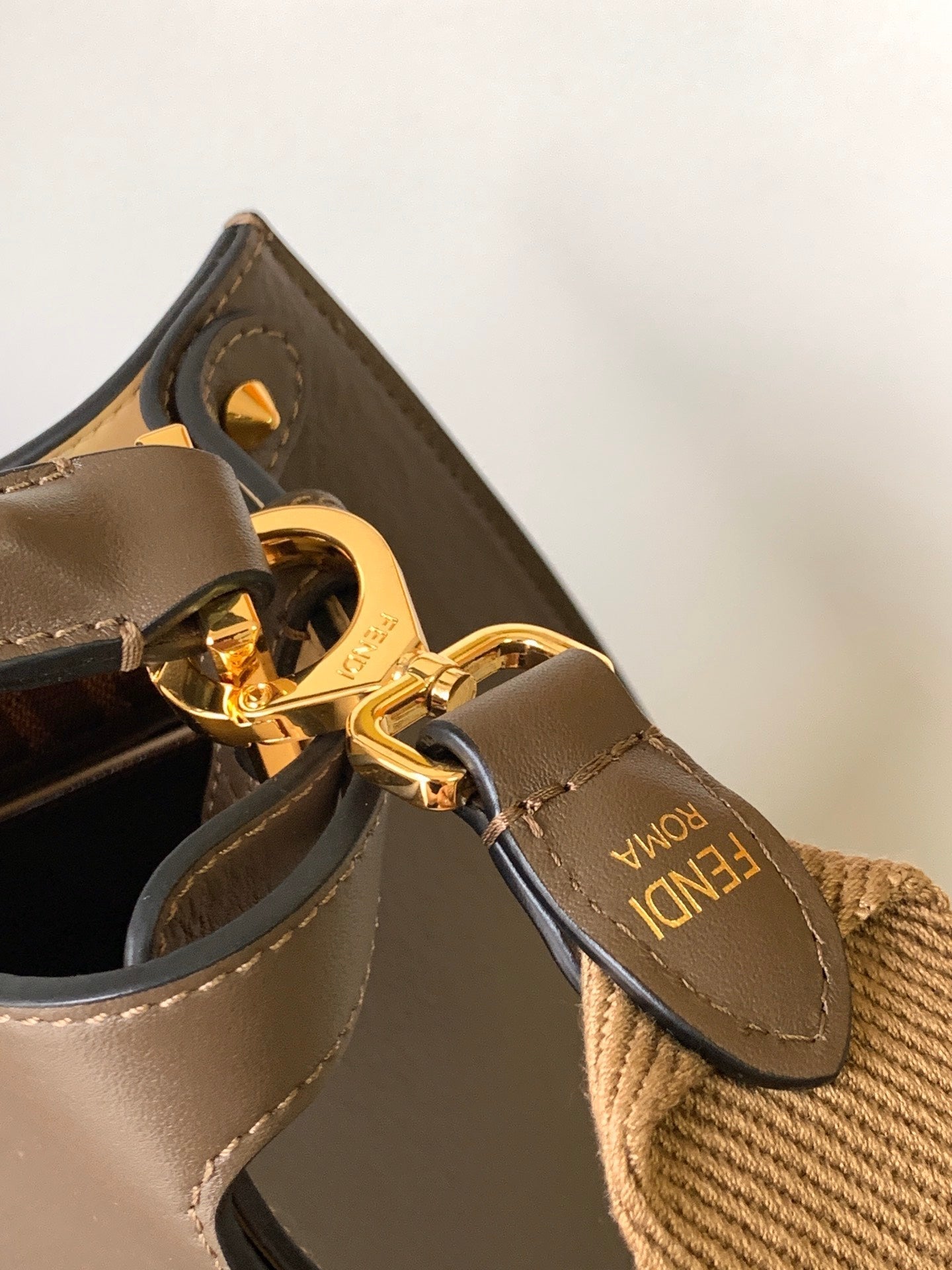 Peekaboo X-lite medium 30cm Bag brown lambskin gold hardware mysite