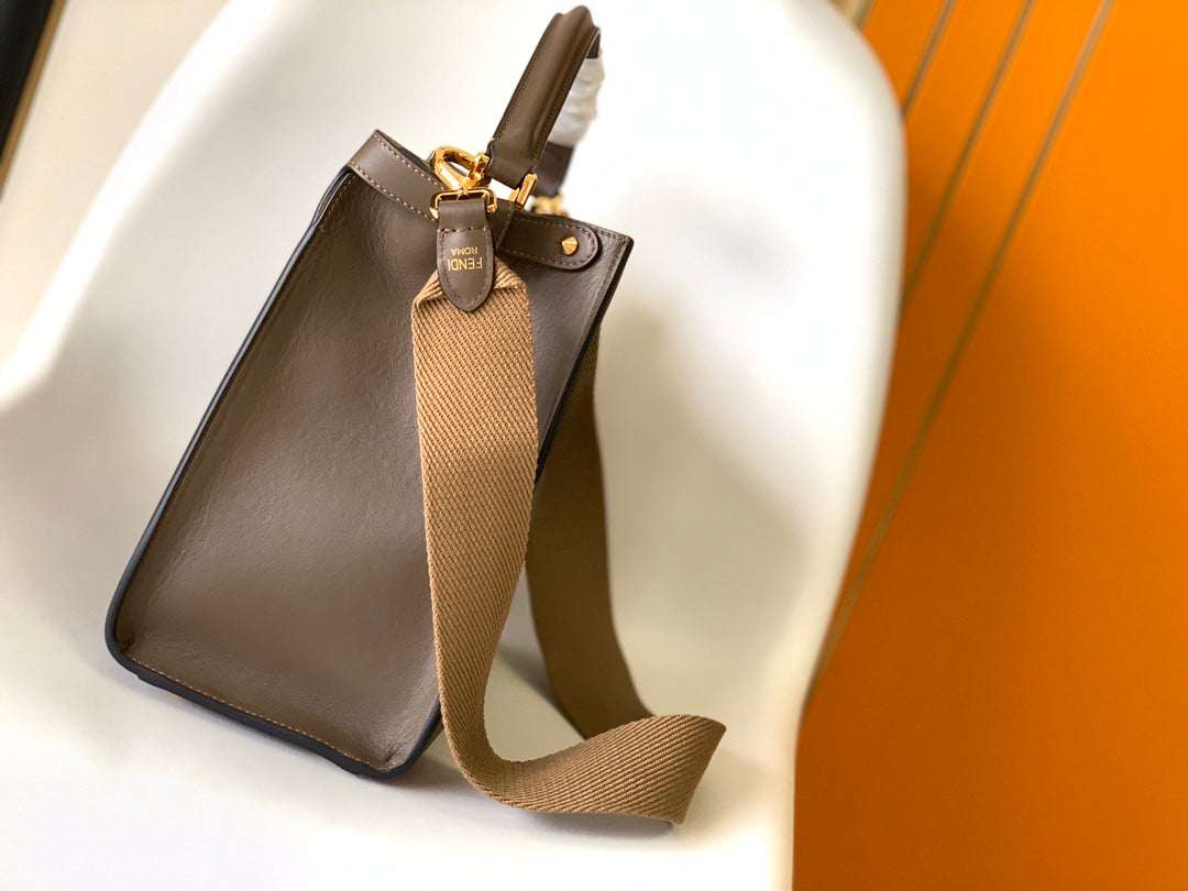 Peekaboo X-lite medium 30cm Bag brown lambskin gold hardware mysite