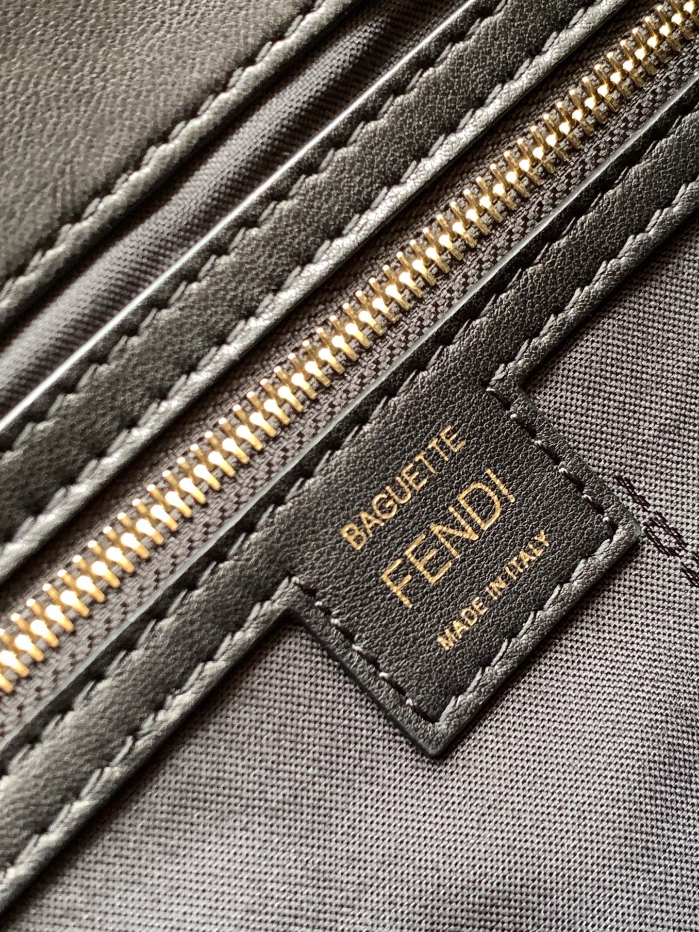 Fend Baguette 27 Bag With FF Motif Black Leather Ghw mysite