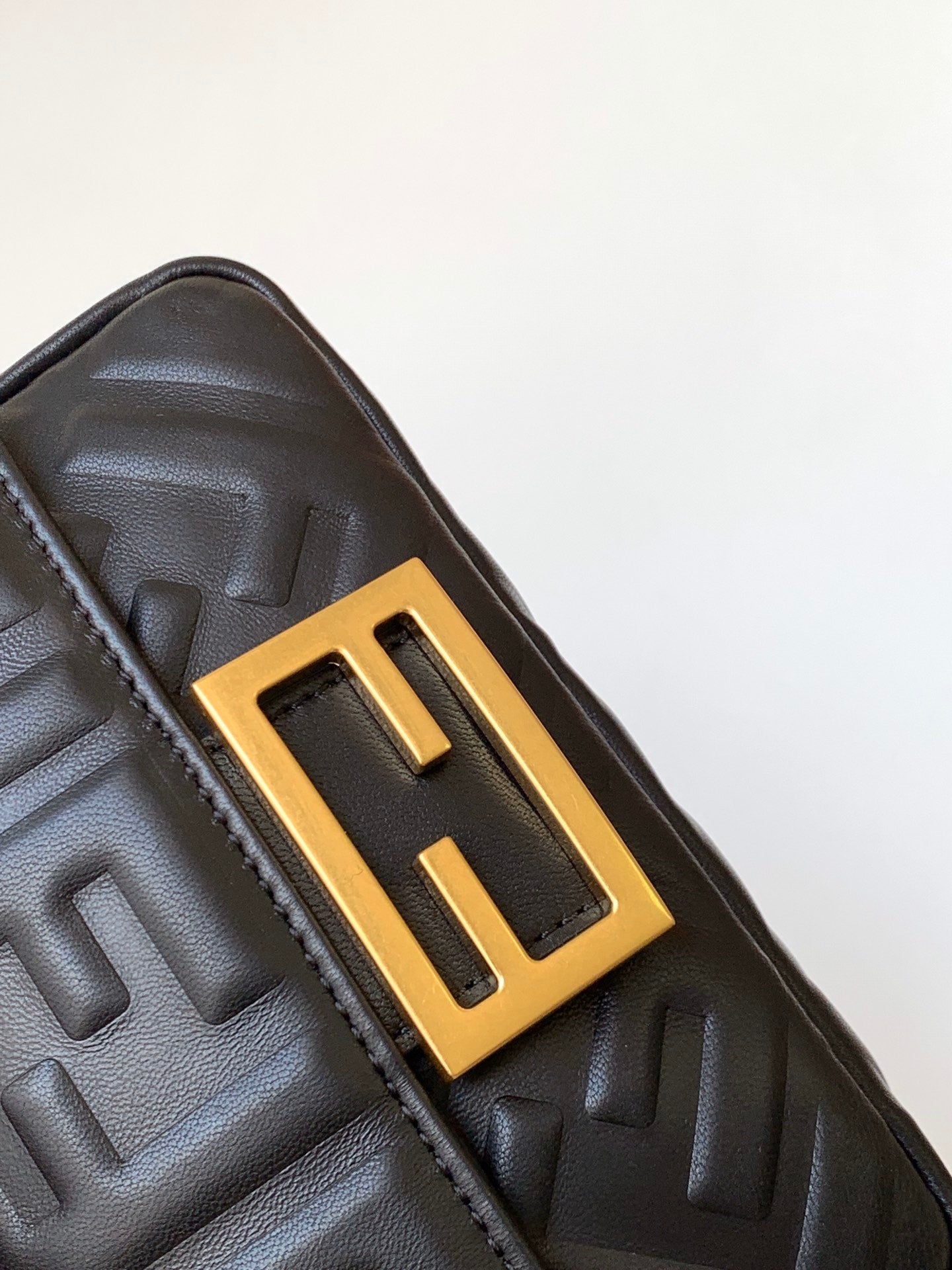 Mini Baguette Bag 20 With FF Motif Black Leather Ghw mysite