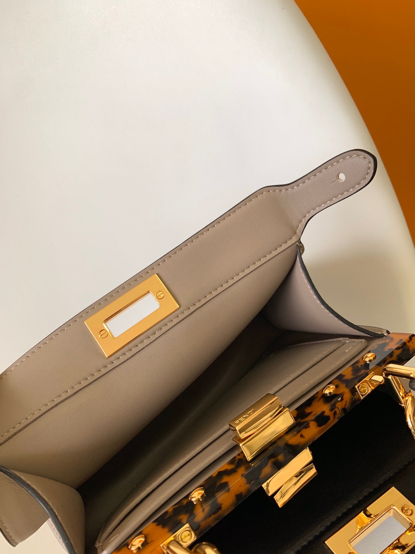 Peekaboo ISeeU Small 27cm Bag light brown lambskin gold hardware mysite