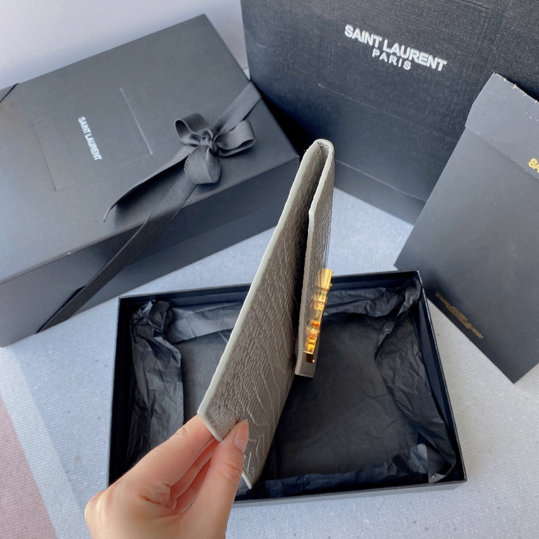 UPTOWN POUCH 27 IN PASTEL GRAY CROCODILE-EMBOSSED SHINY CALFSKIN GOLD LOGO mysite