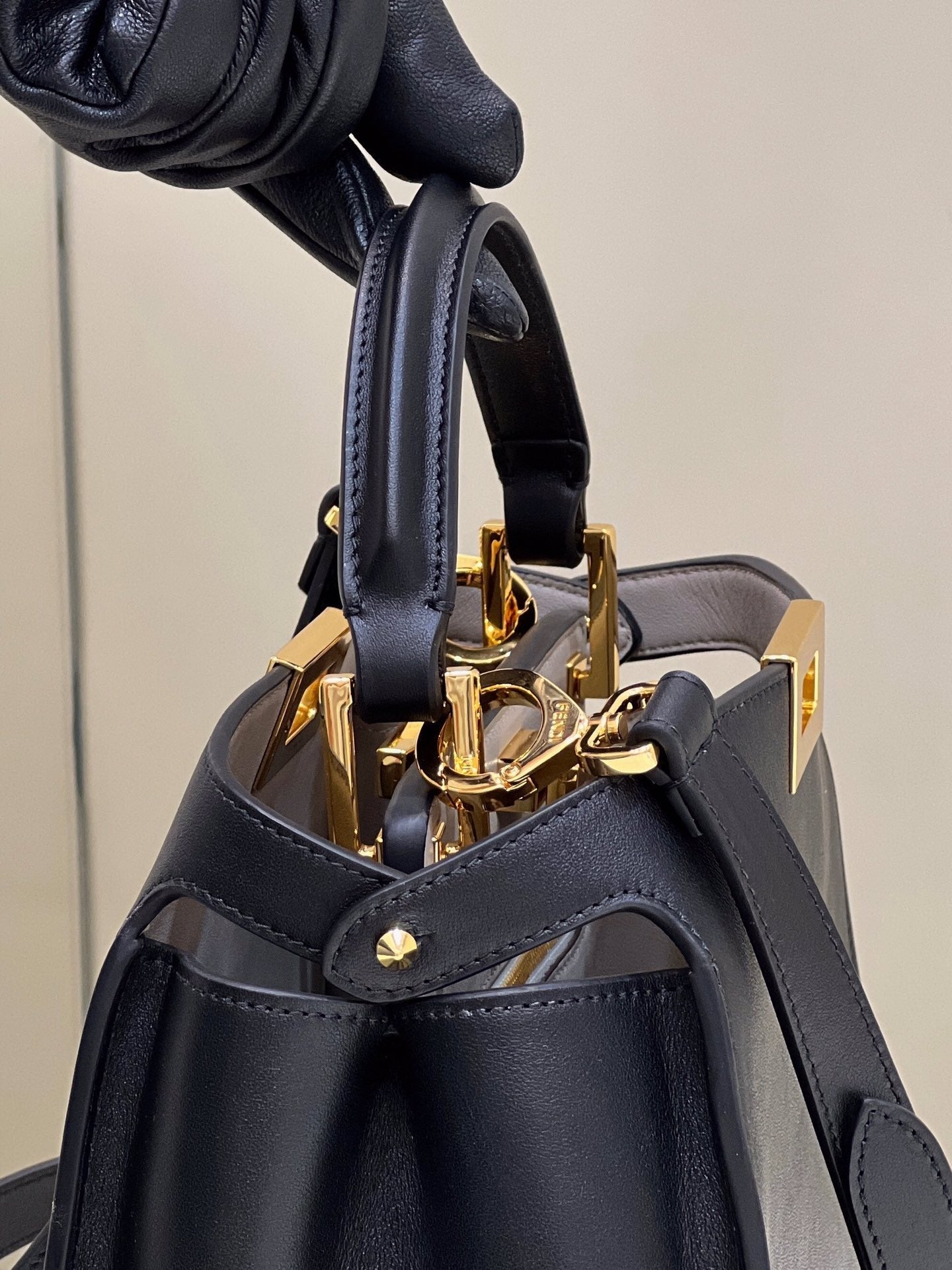 FENDI PEEKABOO 27 IN BLACK CALFSKIN WITH GOLD HARDWARE mysite