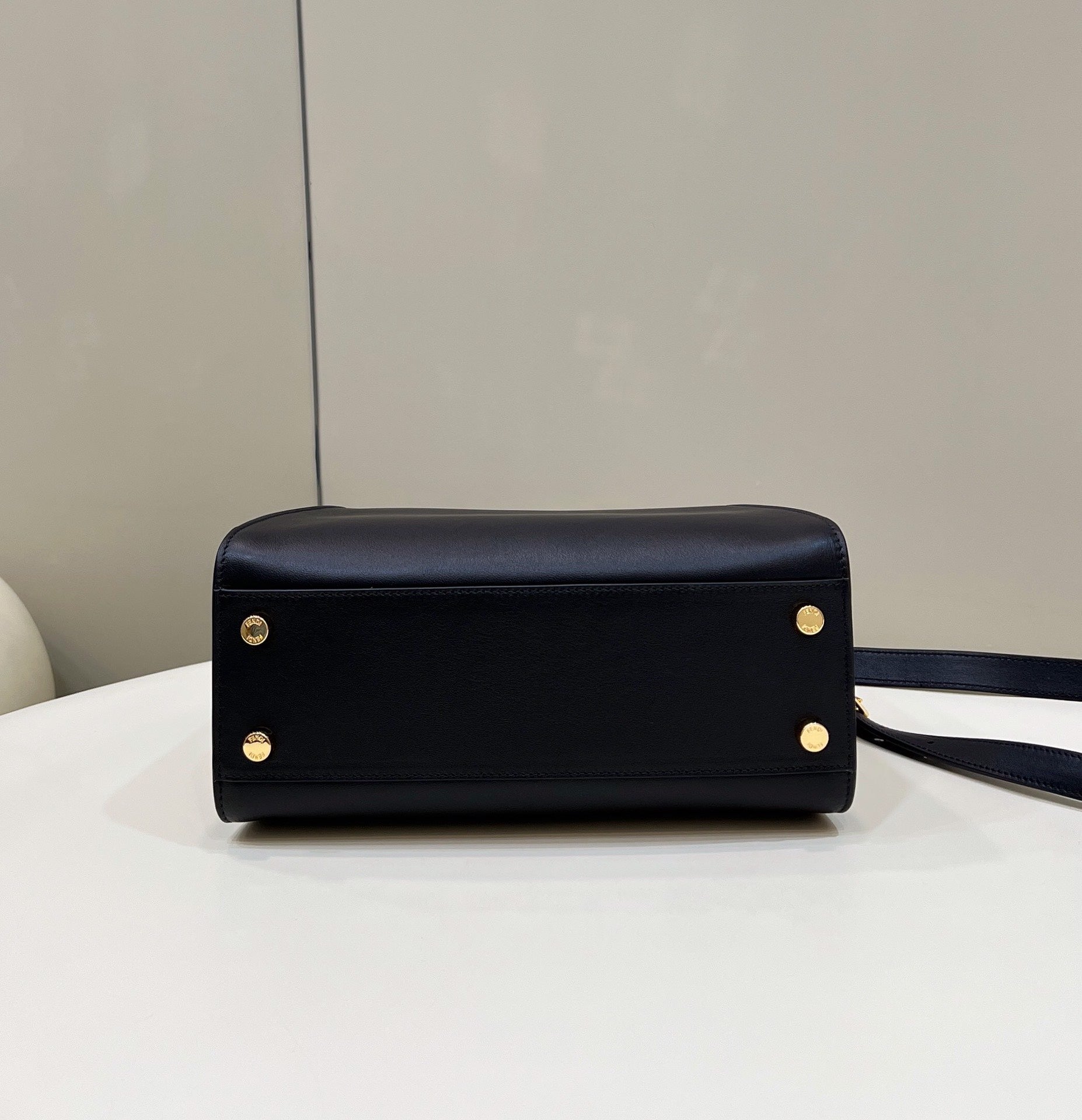FENDI PEEKABOO 27 IN BLACK CALFSKIN WITH GOLD HARDWARE mysite