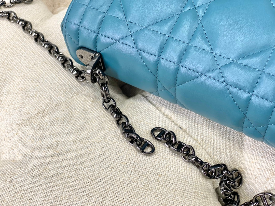 medium caro 25.5 azure blue black hardware mysite