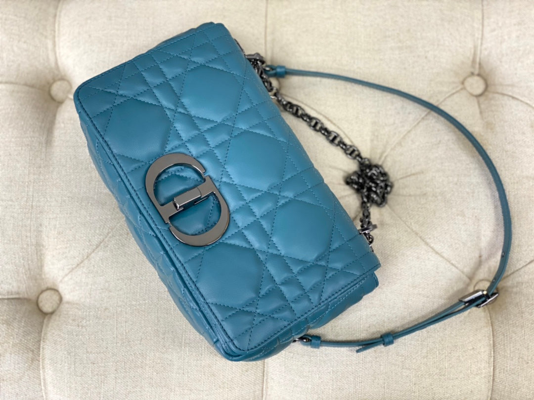 medium caro 25.5 azure blue black hardware mysite