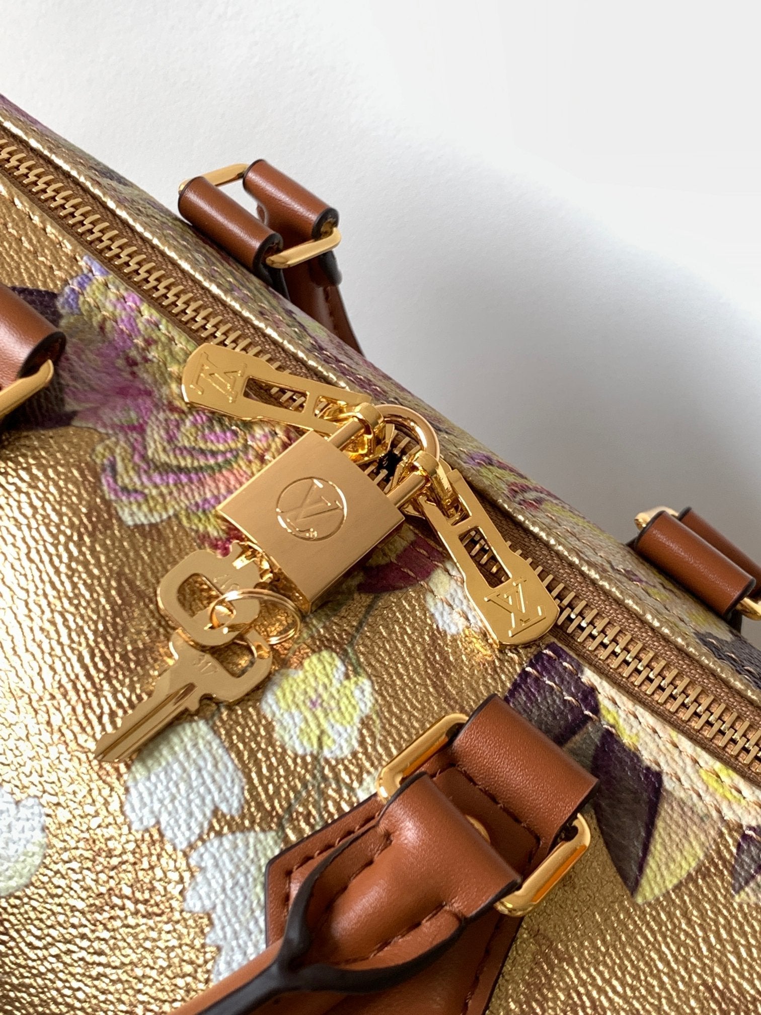 LV Speedy Bandoulière 25 Gold Floral Pattern Leather GHW mysite