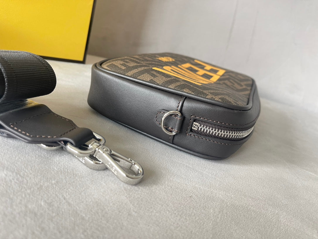 FENDI ROMA 22 CLUTCH BAG IN CHOCOLATE BROWN FF CALFSKIN SILVER HARDWARE WITH GOLDEN LOGO mysite