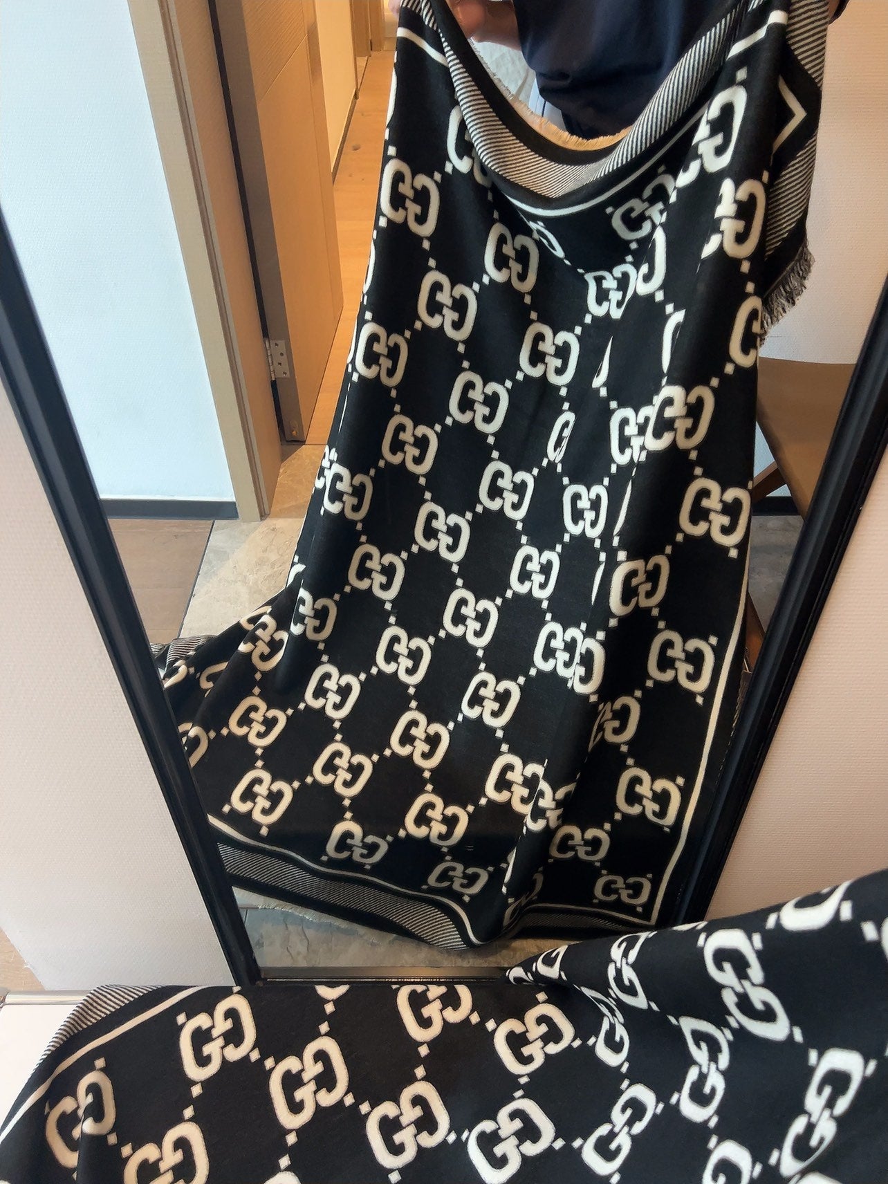 SQUARE SCARF 140 CM IN BLACK MIX WHITE SILK CASHMERE  401511 mysite