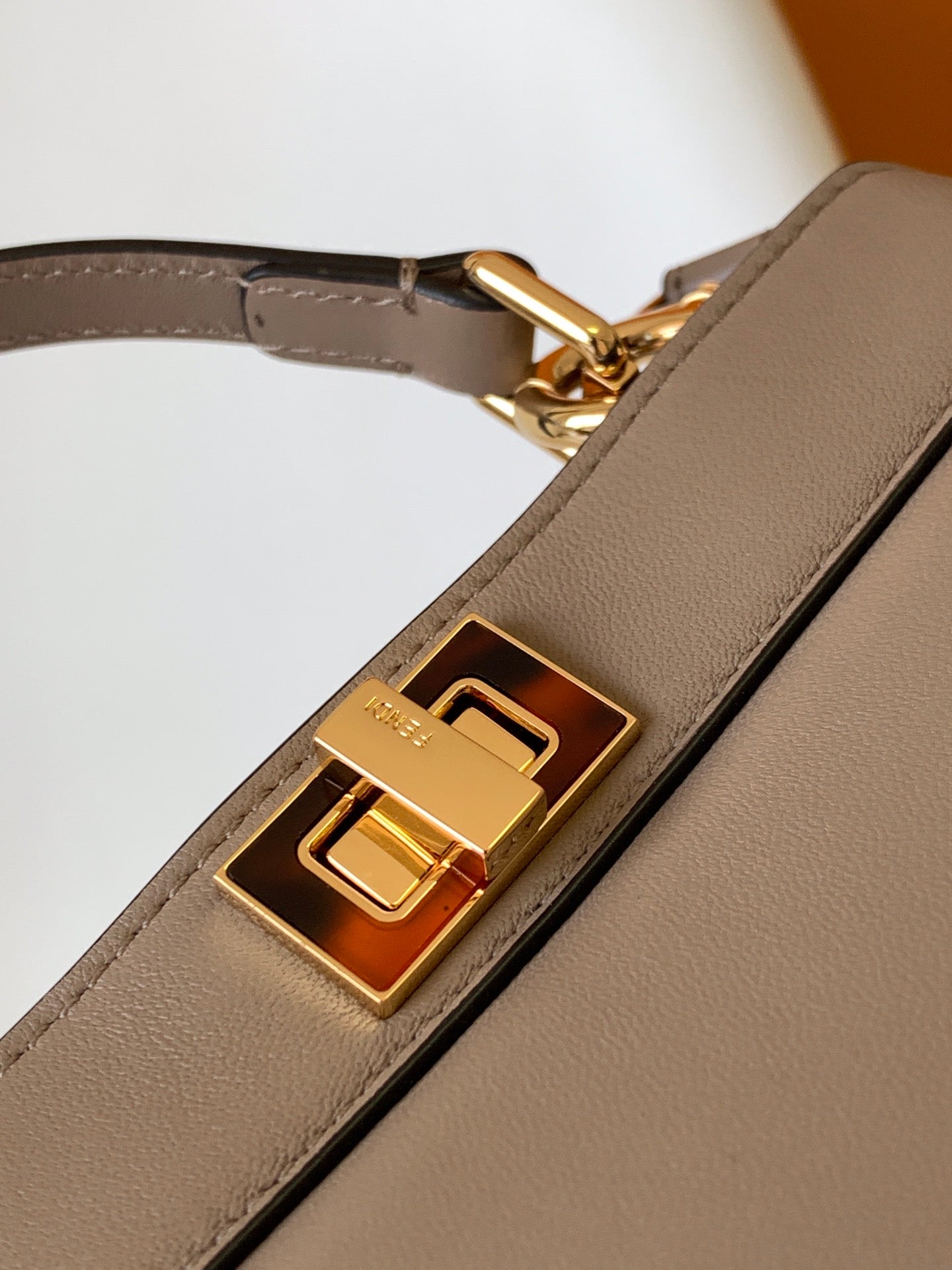 Peekaboo ISeeU Petite 20 Bag Brown Lambskin Ghw mysite