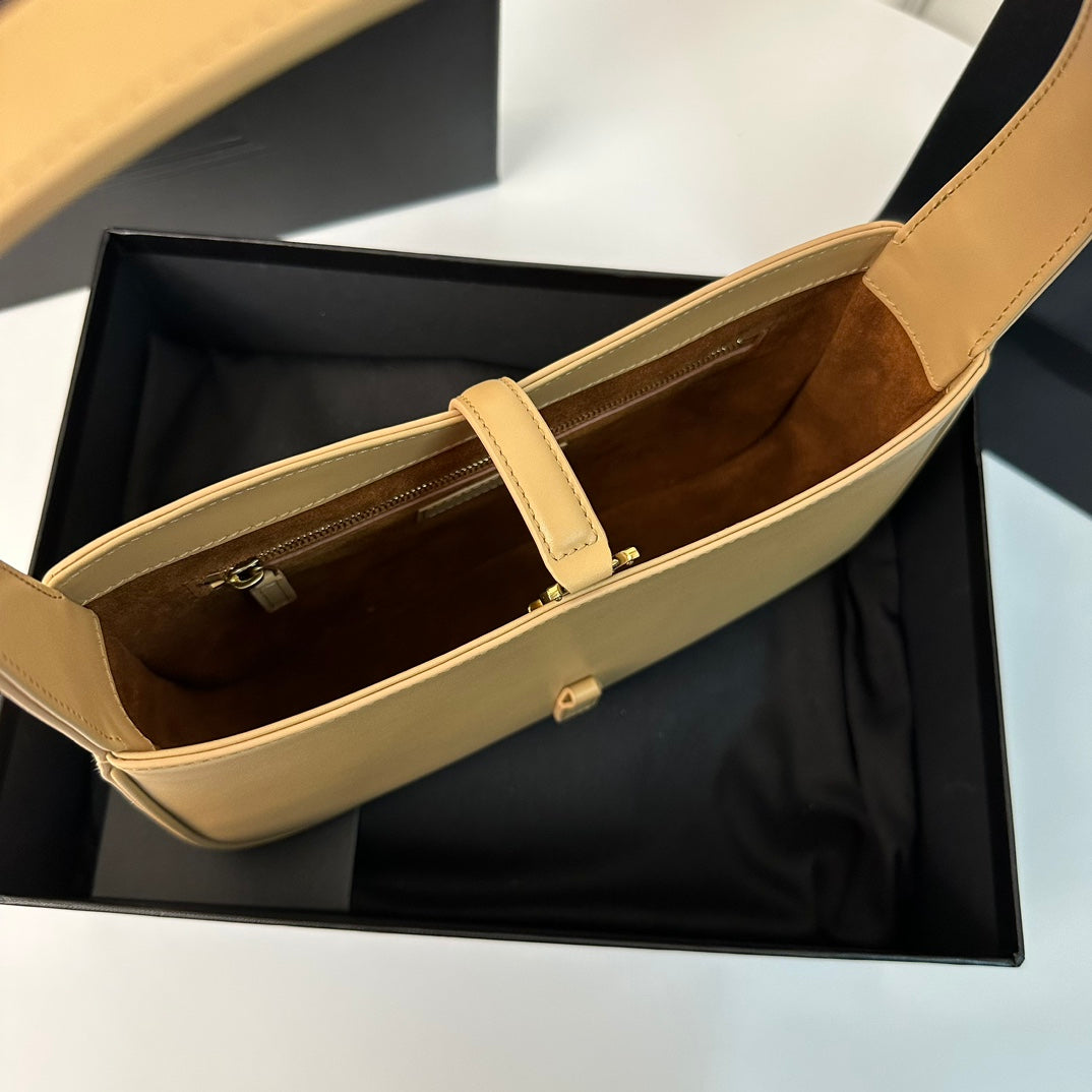 Le 5 a 7 24 Beige Lambskin Ghw mysite