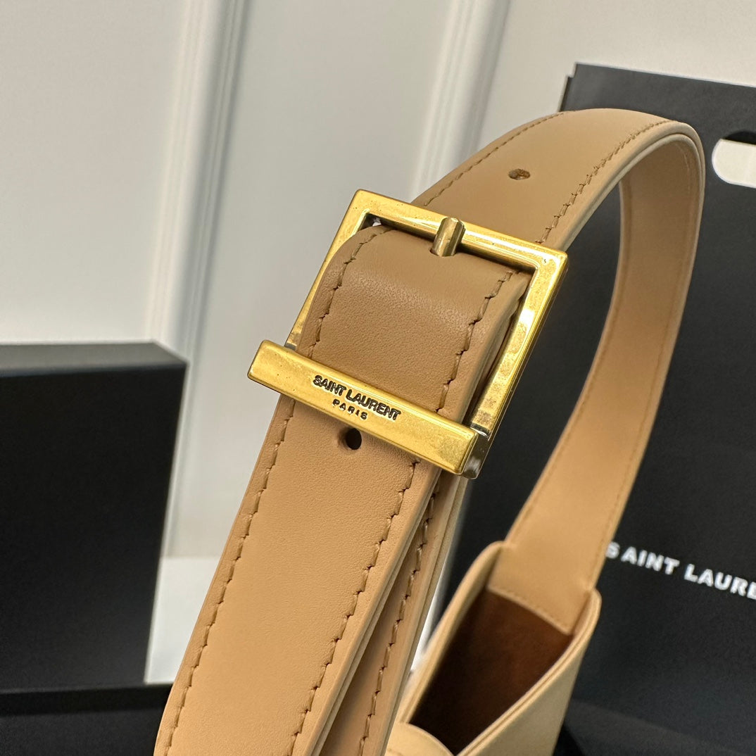 Le 5 a 7 24 Beige Lambskin Ghw mysite