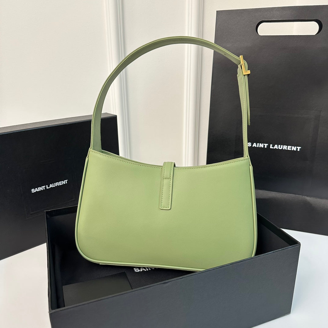 Le 5 a 7 24 Light Green Lambskin Ghw mysite