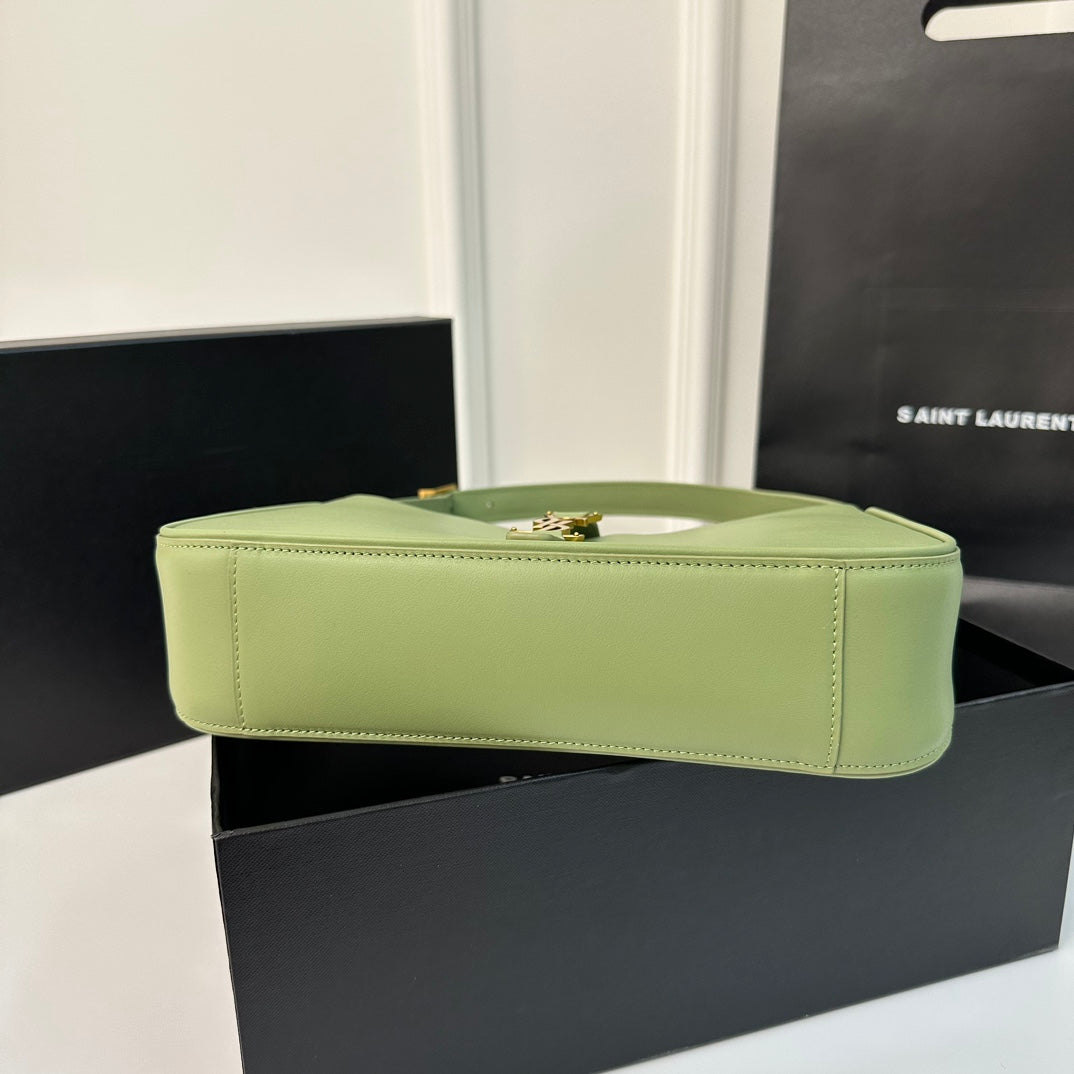 Le 5 a 7 24 Light Green Lambskin Ghw mysite