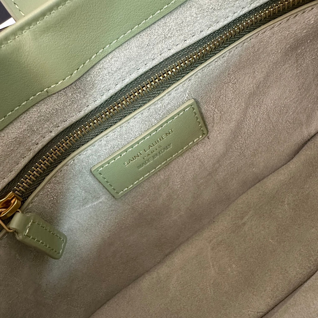 Le 5 a 7 24 Light Green Lambskin Ghw mysite