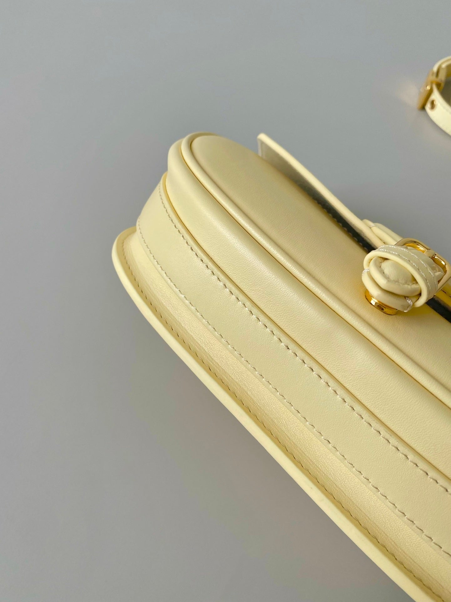 medium cd east west bobby 22cm cream calfskin ghw mysite