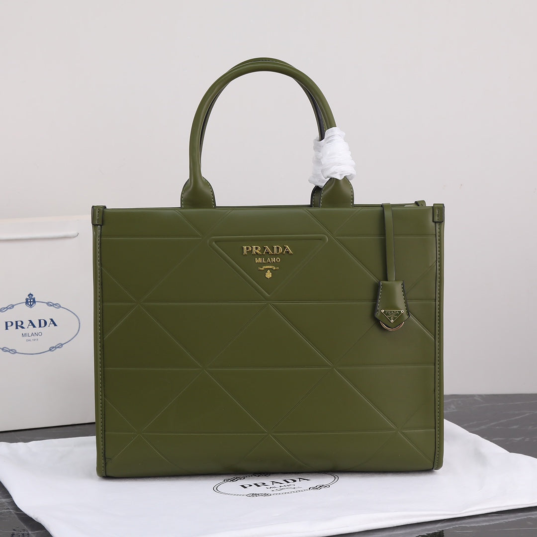 PRA LARGE 39 TOTE IN OLIVE GREEN CALFSKIN GOLD HARDWARE mysite