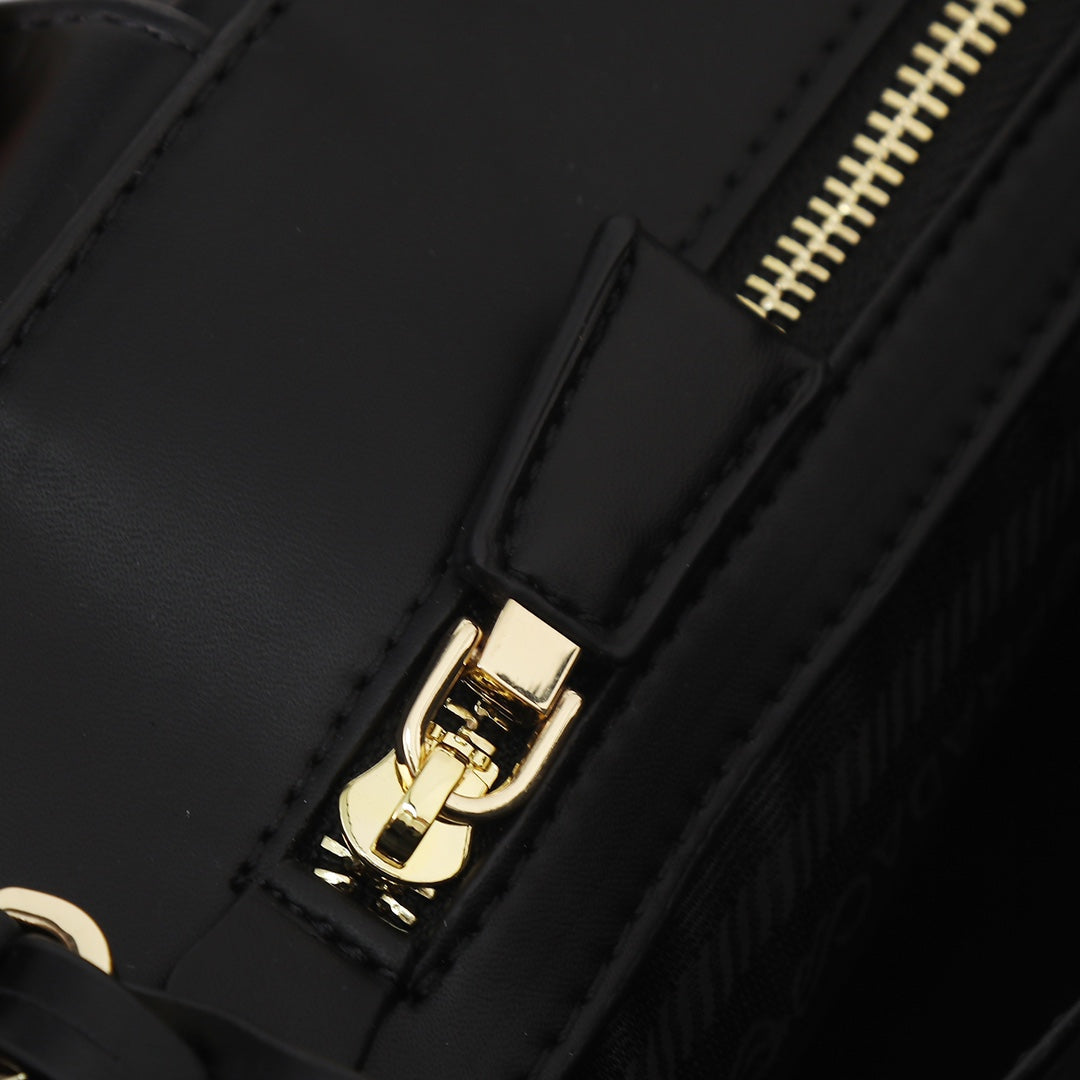 PRA LARGE 39 TOTE IN BLACK CALFSKIN GOLD HARDWARE mysite
