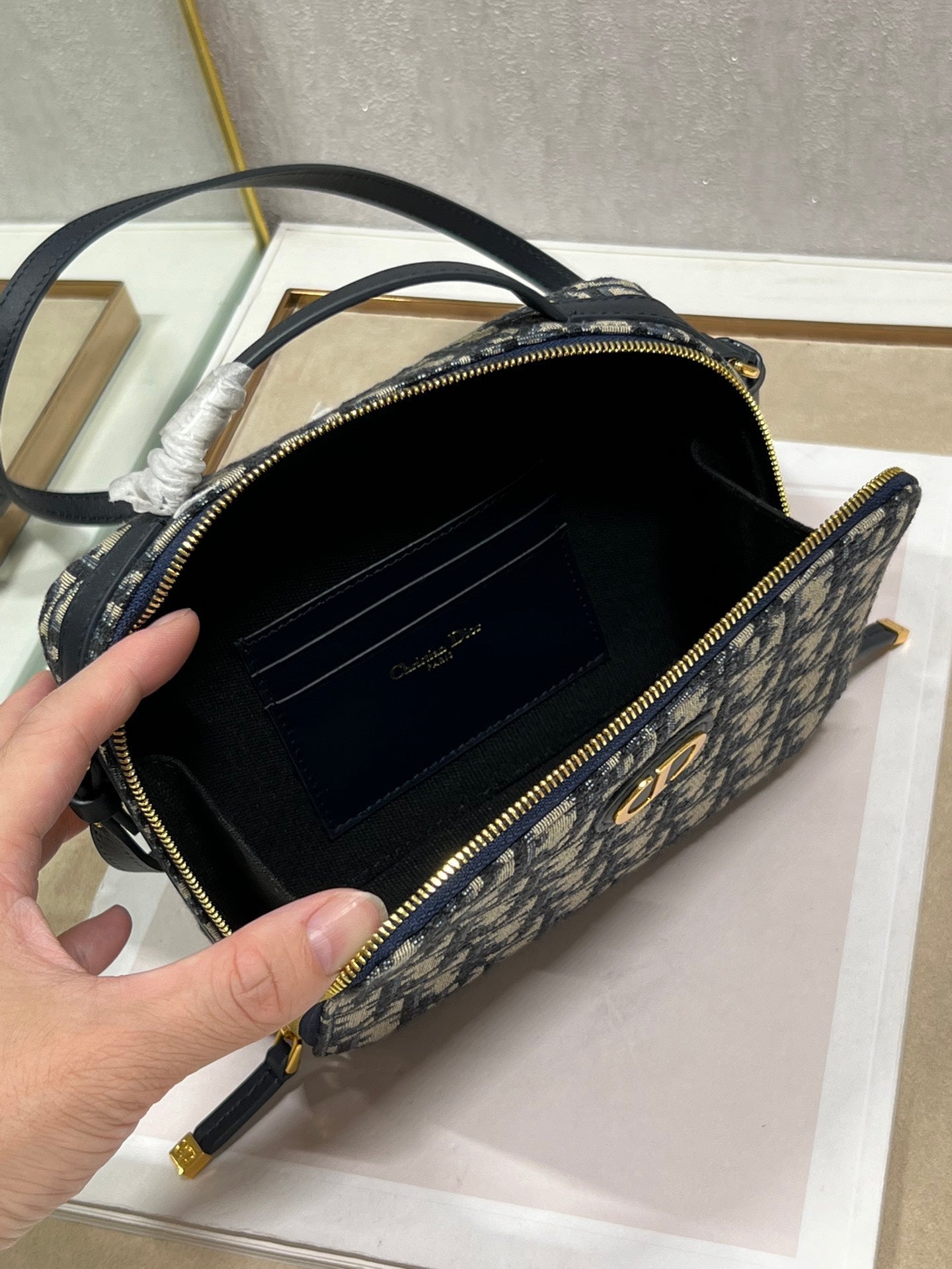 cd caro box 18 all black calfskin mysite