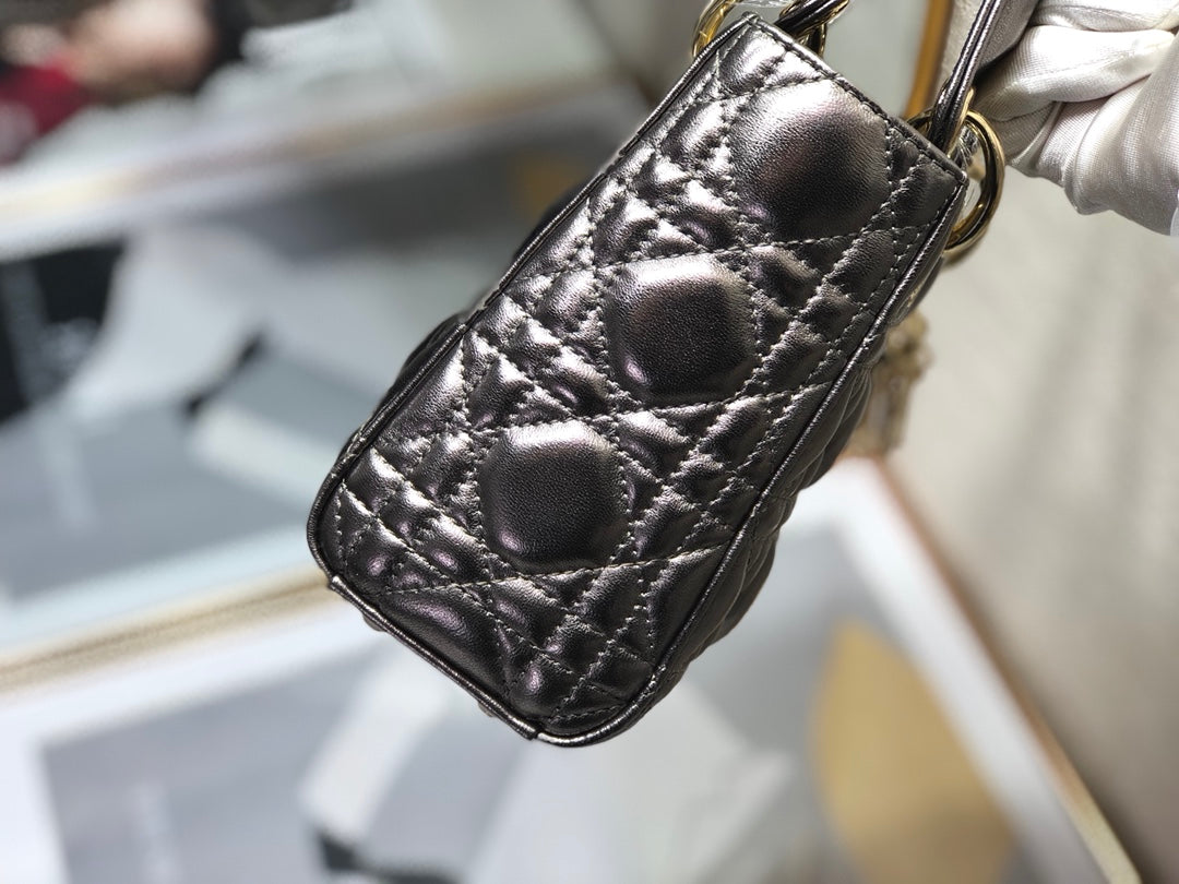 mini lady 17 dark purple metalic lambskin mysite