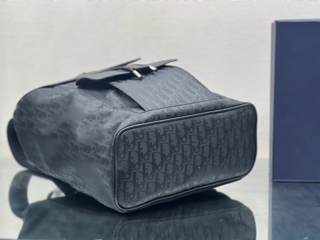 MEDIUM BACKPACK 38 IN BLACK OBLIQUE MIRAGE CALFSKIN mysite