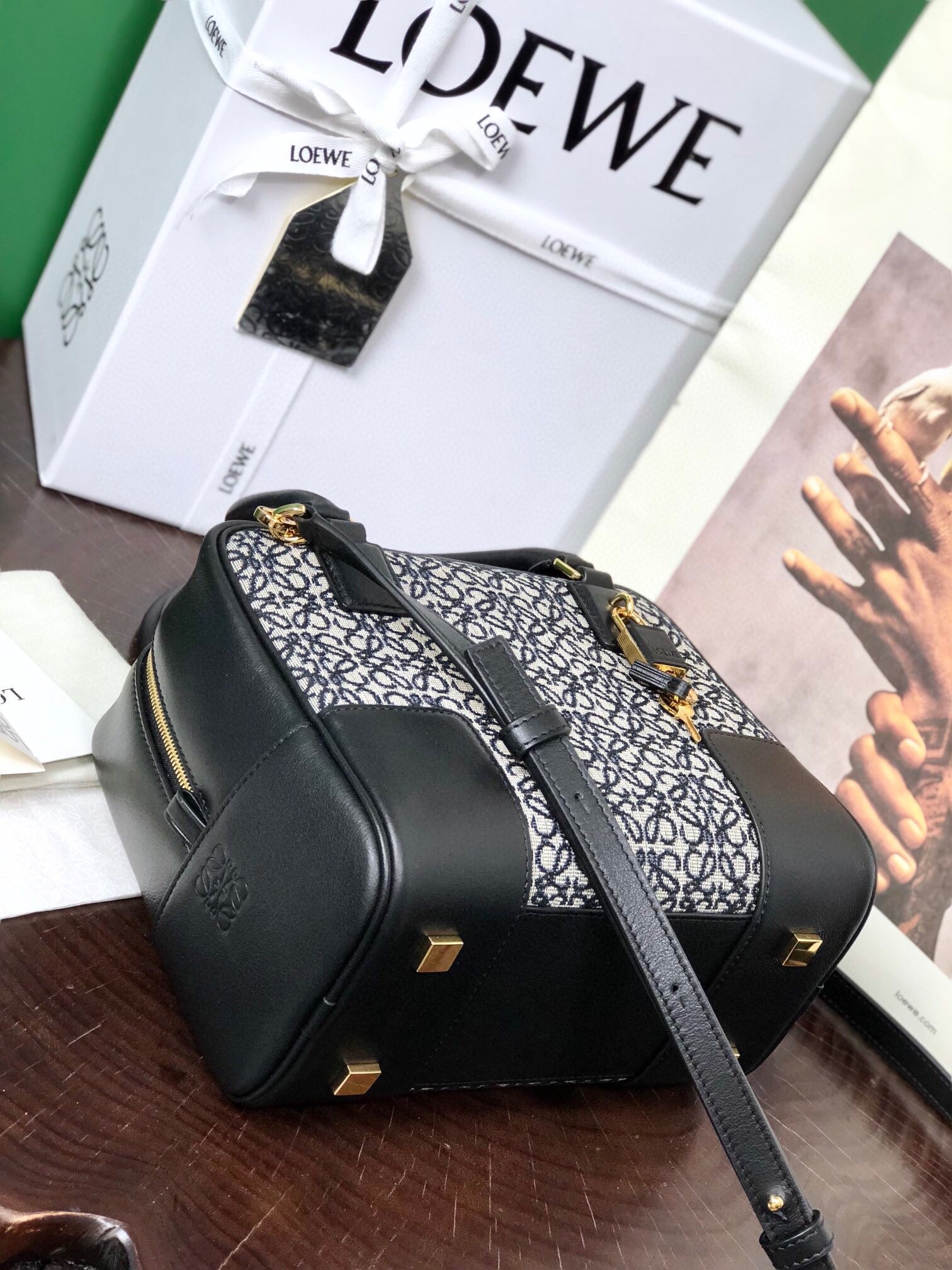 LOE AMAZONA 19 BAG IN BLACK CALFSKIN AND MONOGRAM JACQUARD mysite