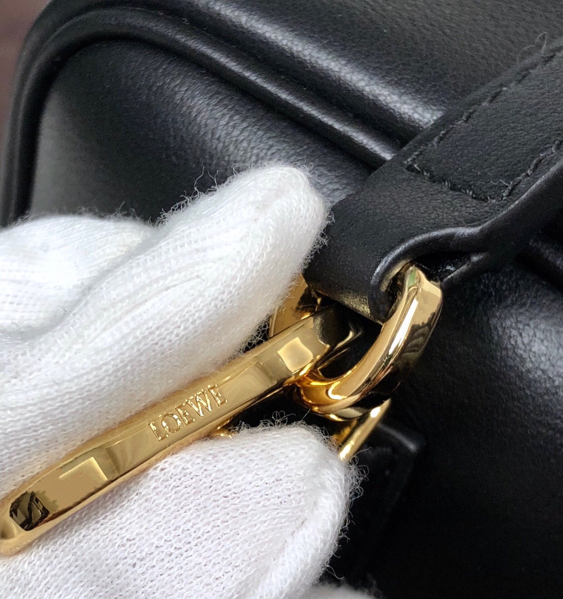 LOE AMAZONA 19 BAG IN BLACK NAPPA CALFSKIN mysite