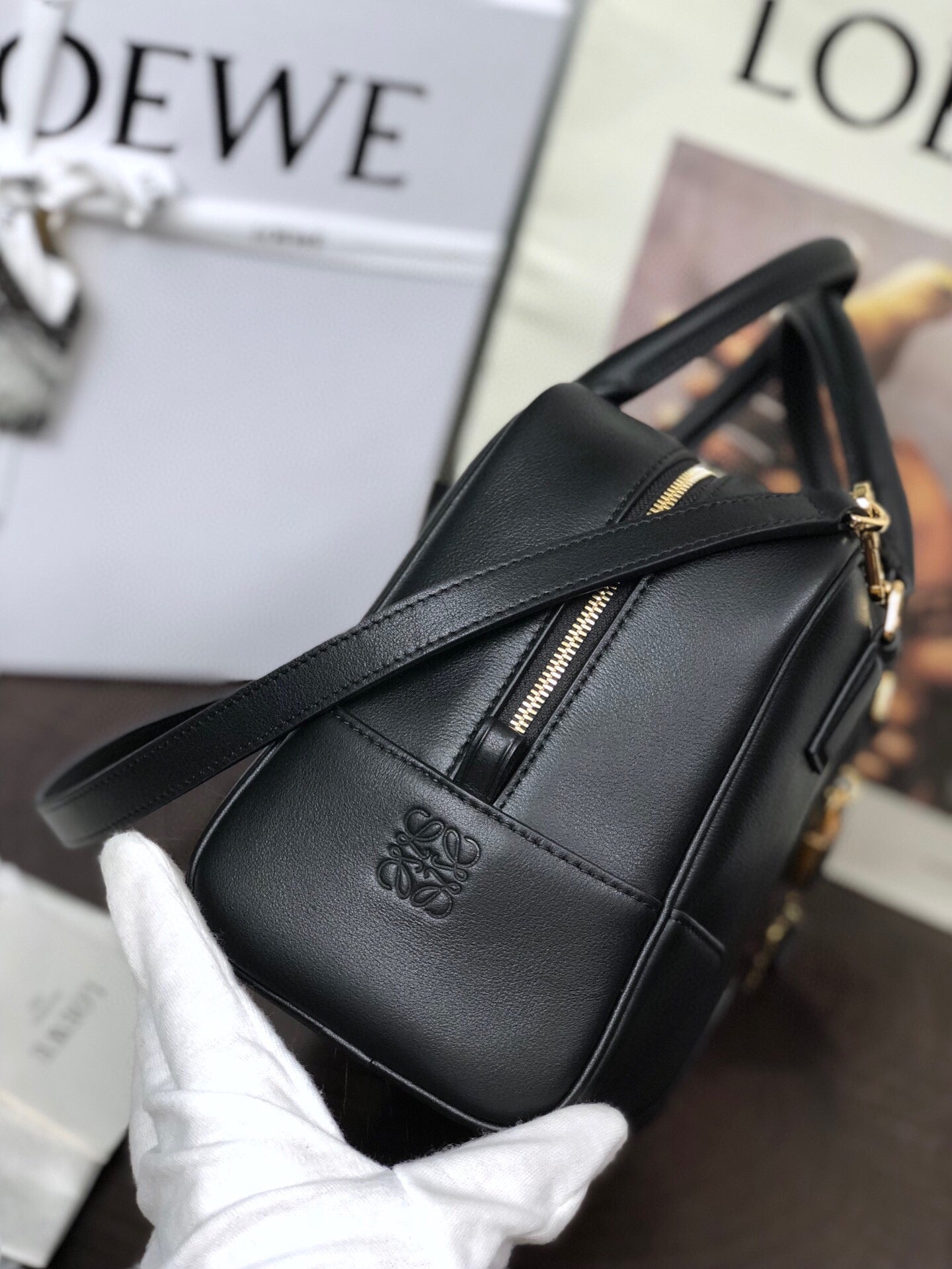 LOE AMAZONA 19 BAG IN BLACK NAPPA CALFSKIN mysite