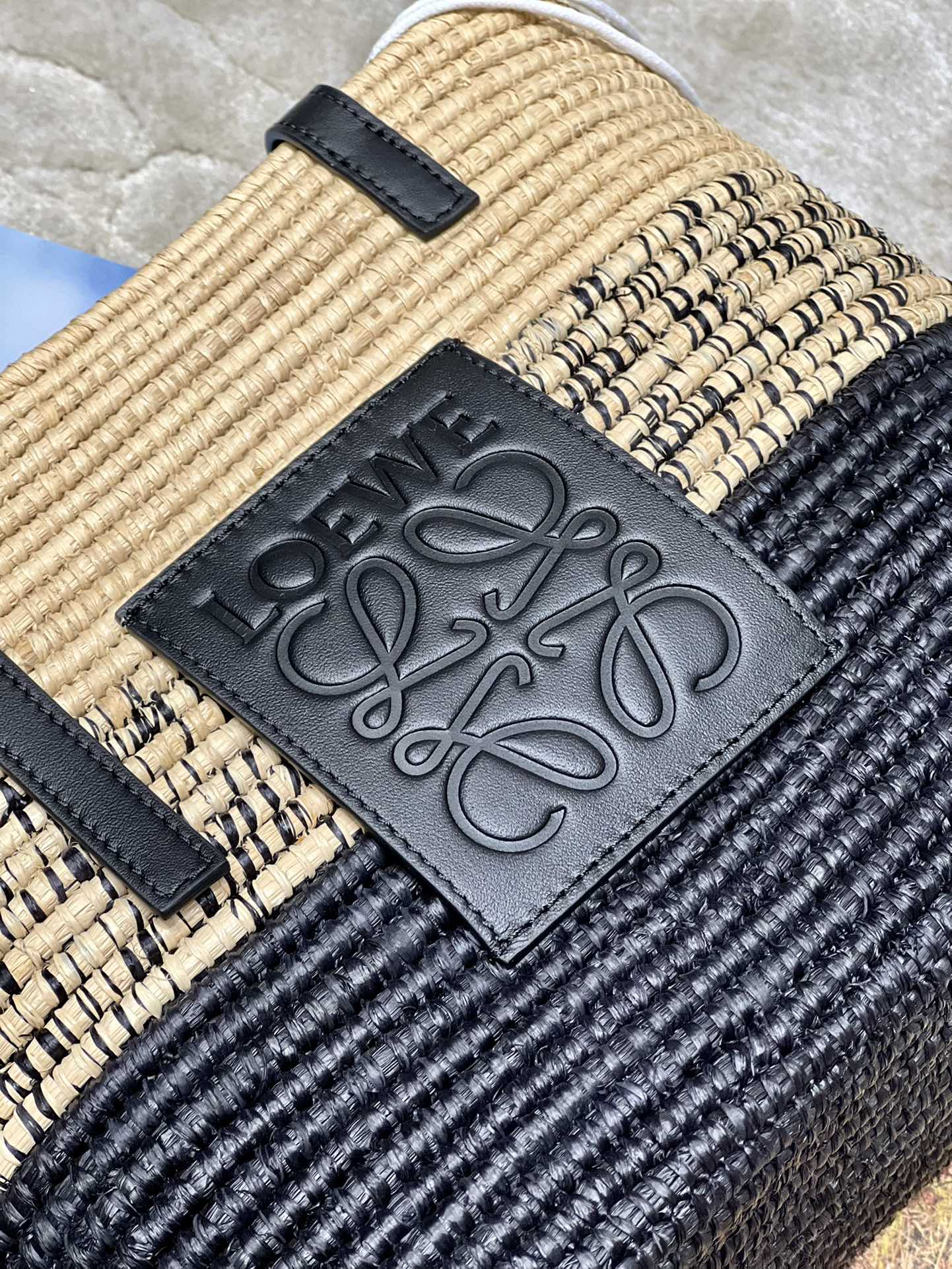 LOE BASKET BAG 28 IN NATURAL MIX BLACK RAFFIA mysite