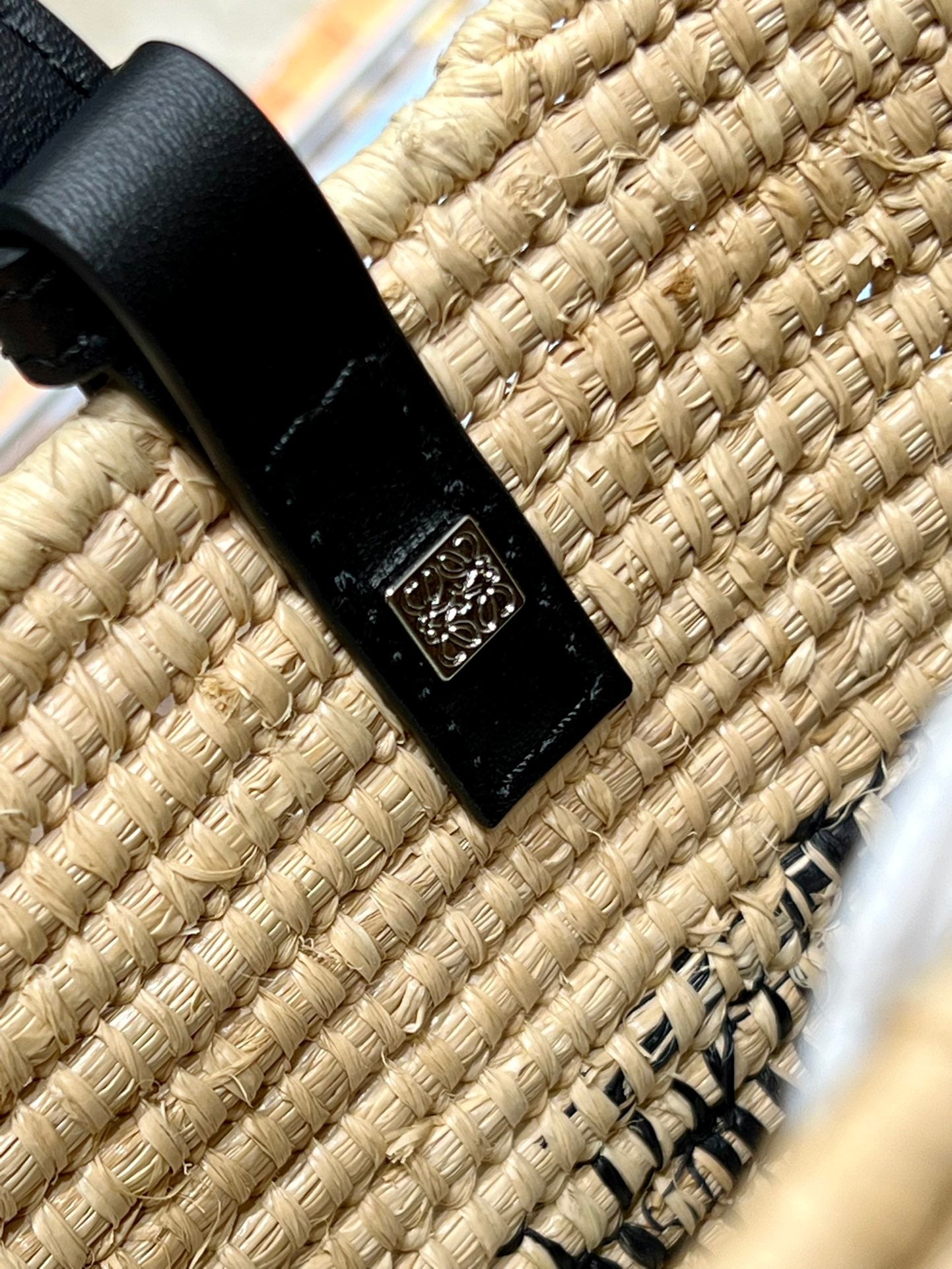 LOE BASKET BAG 28 IN NATURAL MIX BLACK RAFFIA mysite