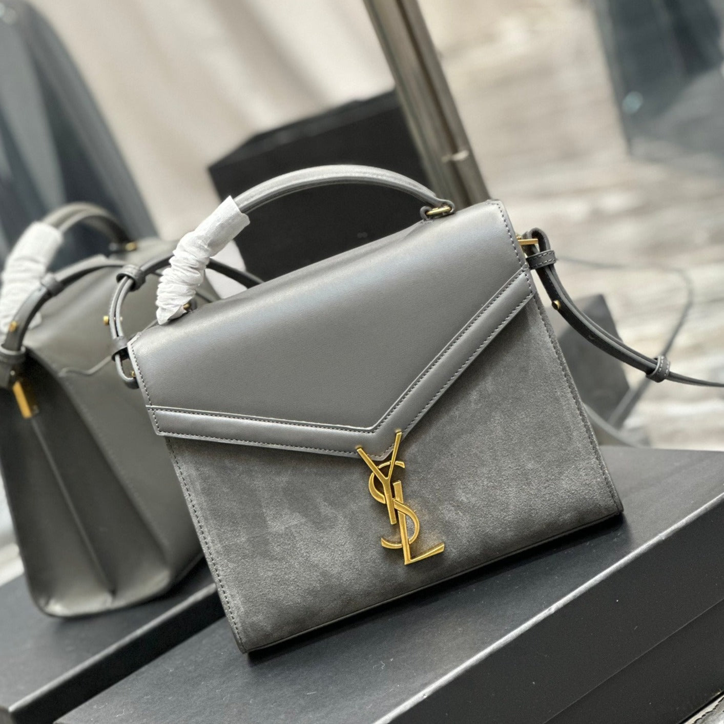 CASSANDRA 24.5 BLACK SUEDE CALFSKIN mysite