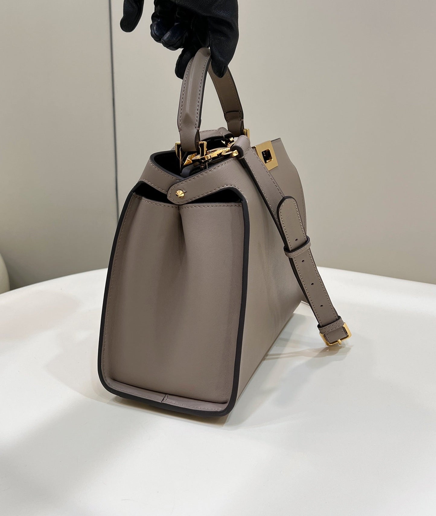 FENDI PEEKABOO 27 IN CAMEL BROWN CALFSKIN WITH GOLD HARDWARE mysite