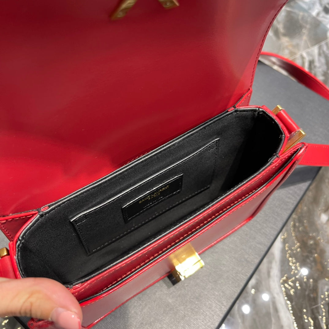 SOLFERINO SMALL 19 RED CALFSKIN GOLD HARDWARE mysite