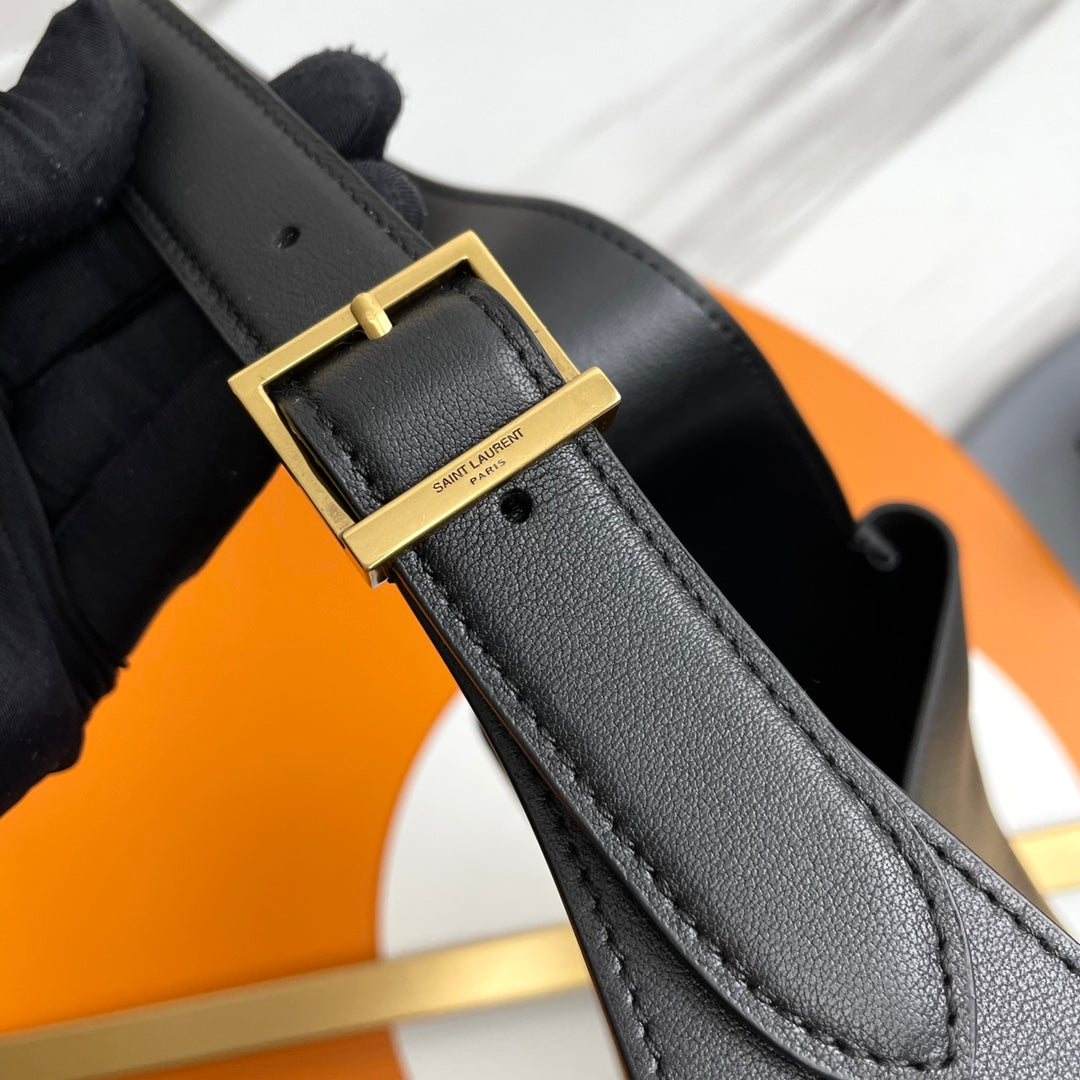 le 5a7 small 23cm black calfskin mysite