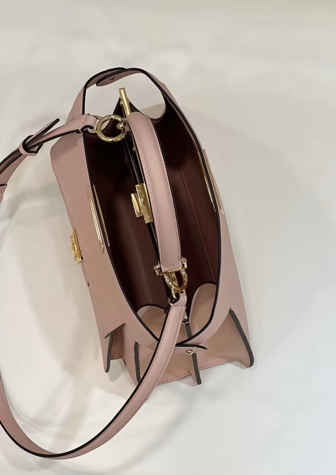 FENDI PEEKABOO 33 BAG IN LIGHT PINK CALFSKIN WITH STRAP GOLD HARDWARE mysite