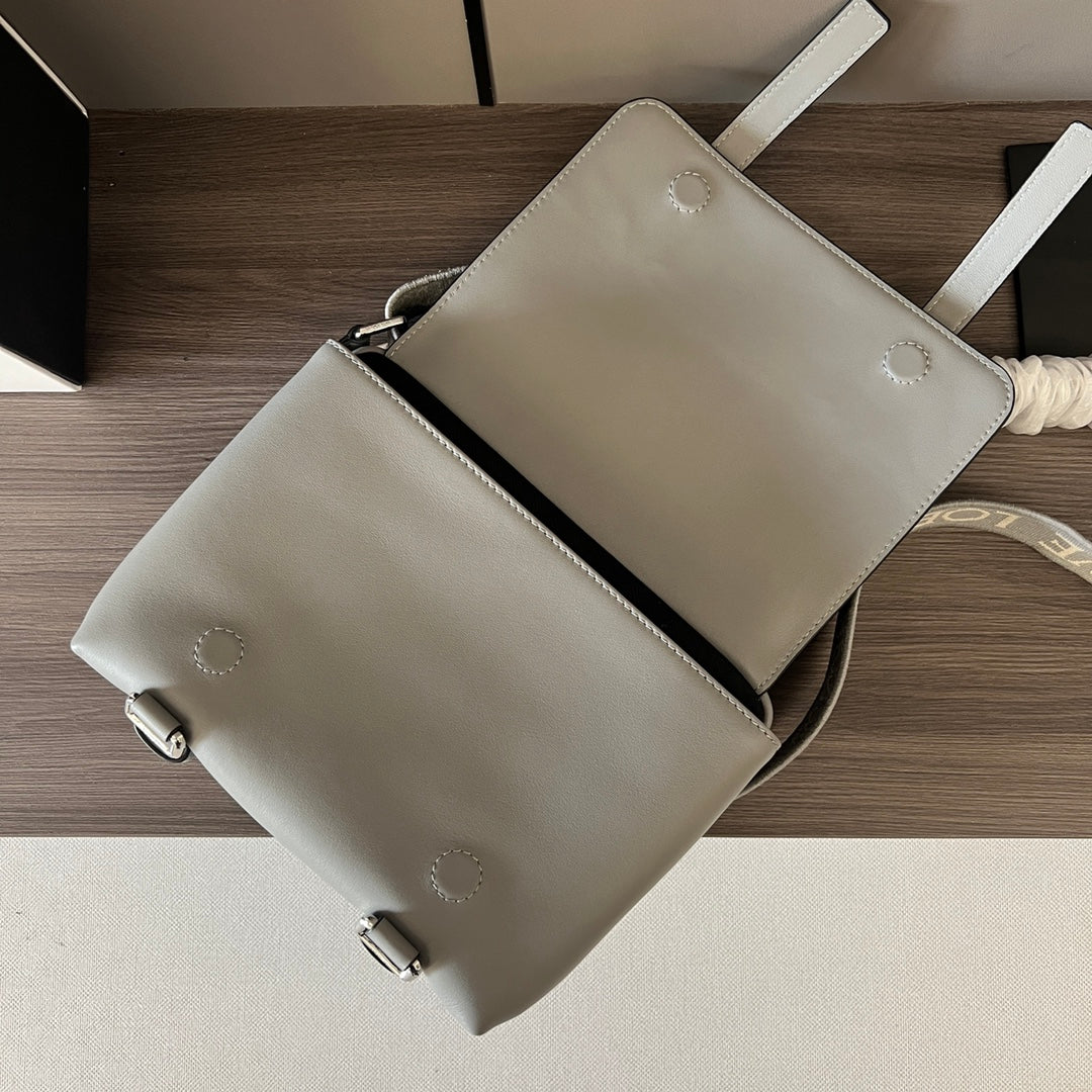 Loew Military Grey Leather Messager Bag mysite